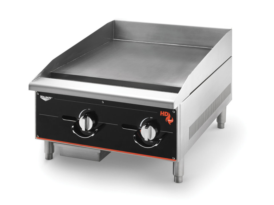 24-inch Cayenne® heavy-duty flat-top gas griddle with manual controls
