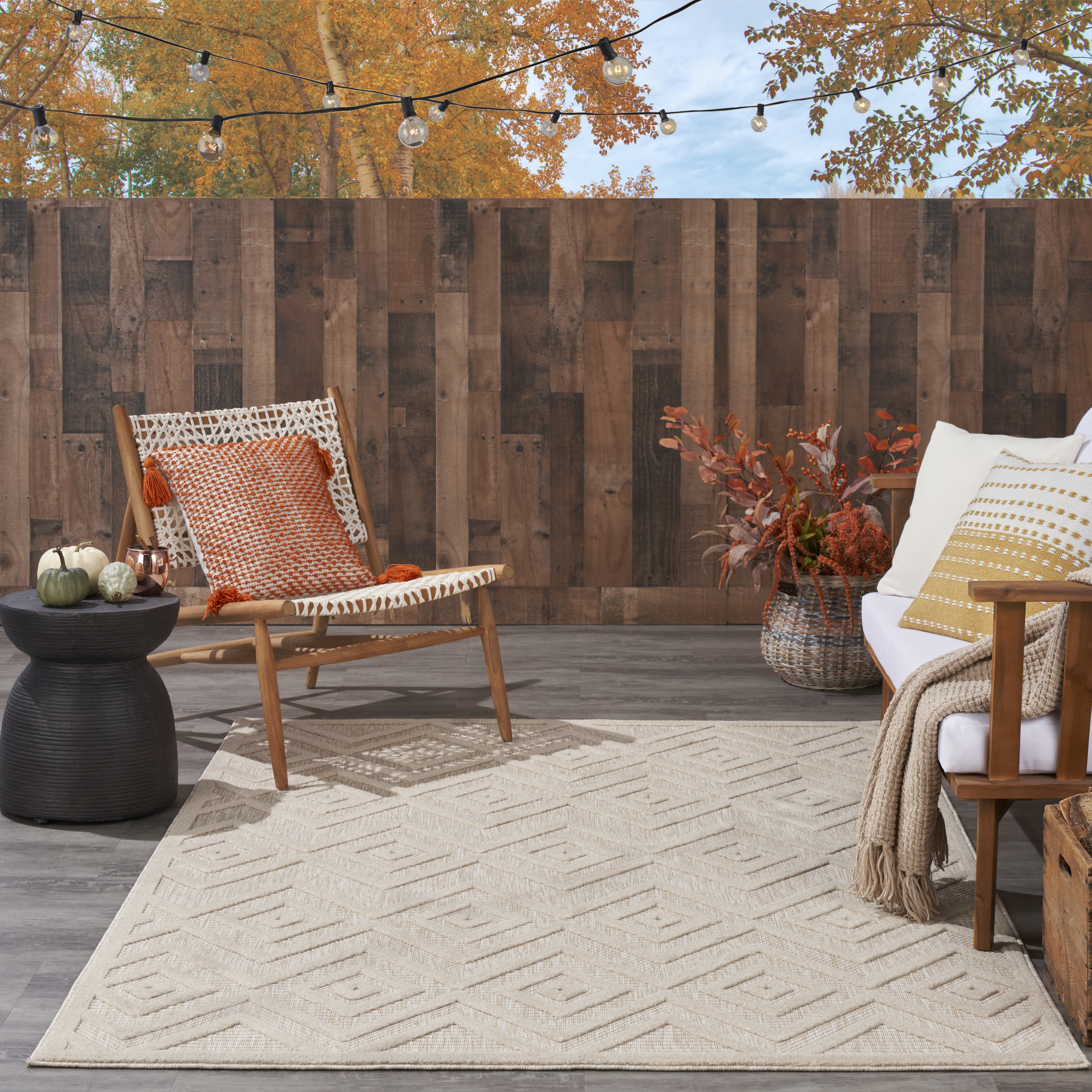Nourison Versatile 5' x 7' Cream Modern Rug