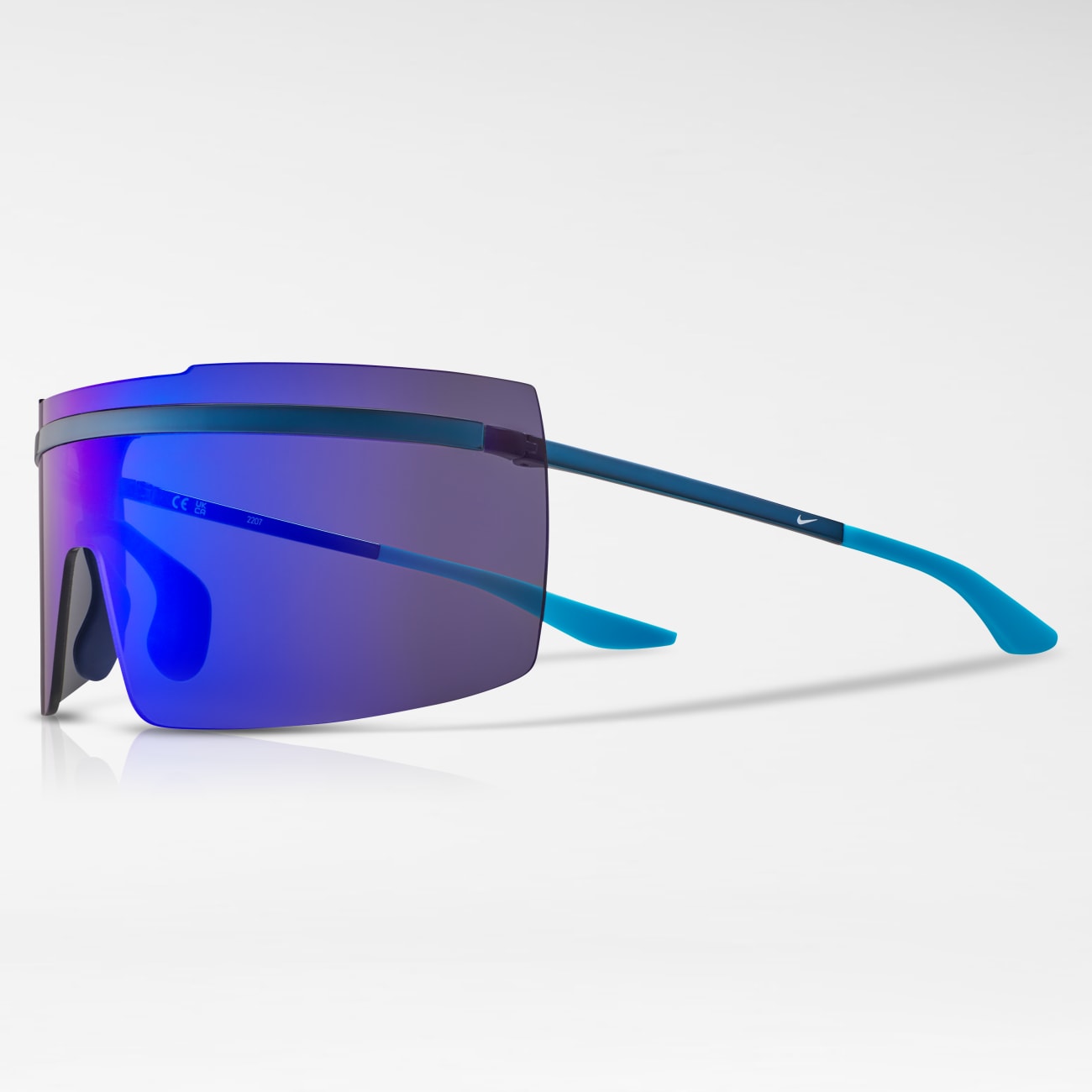 Nike Echo Shield Mirrored Temple Image