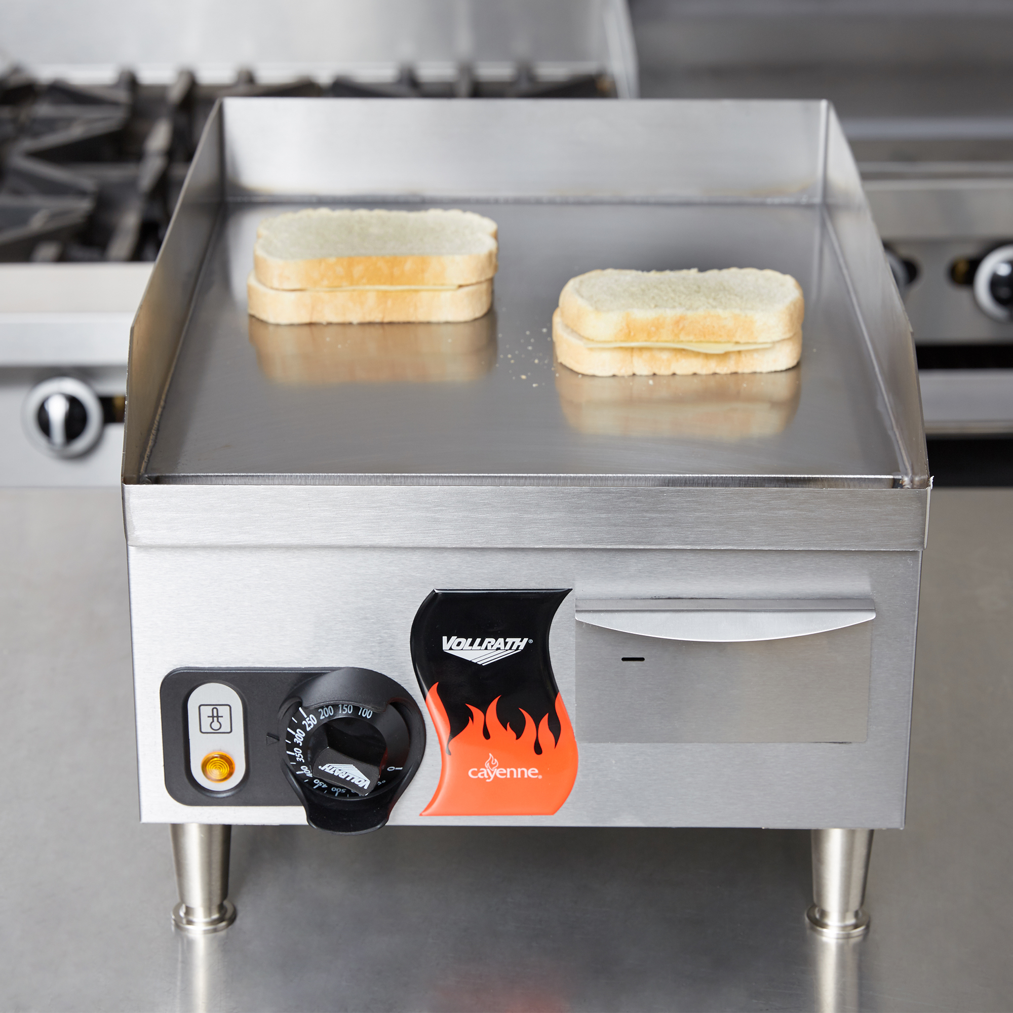 14inch 120volt Cayenne® flattop griddle Vollrath Foodservice
