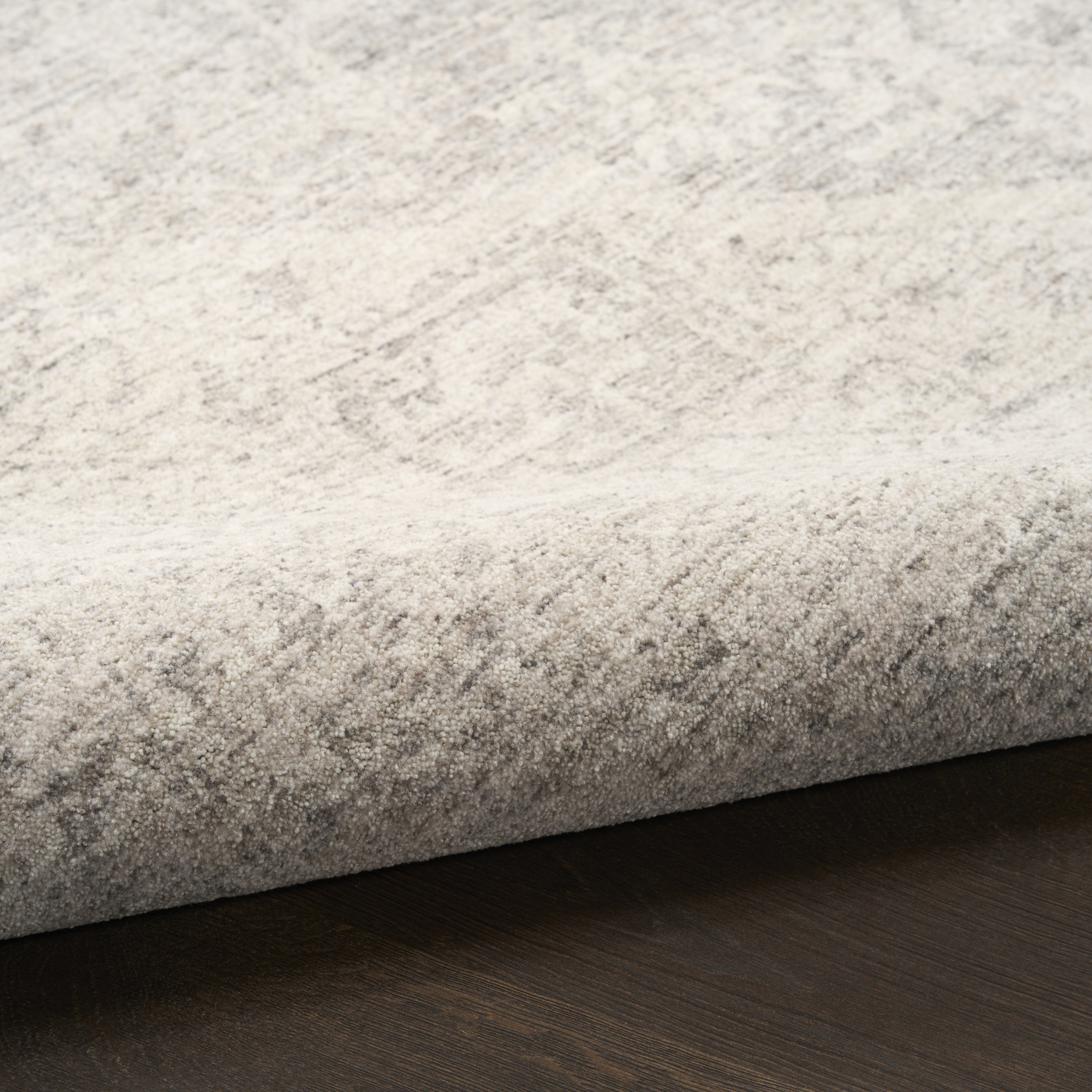 DKNY Pure Shades 5'3" x 7'8" Grey Vintage Indoor Rug