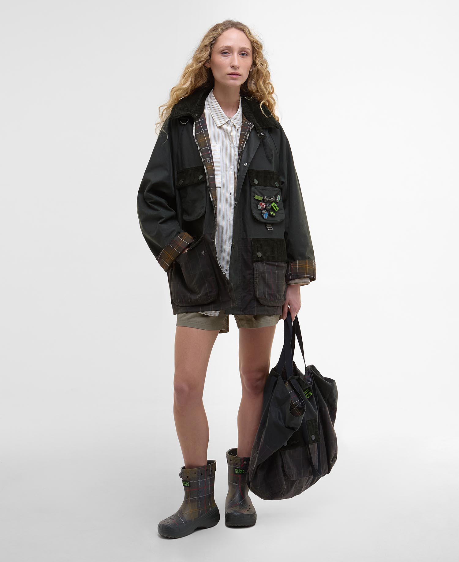 Giacca cerata Bedale oversize Barbour x Crocs image number 9