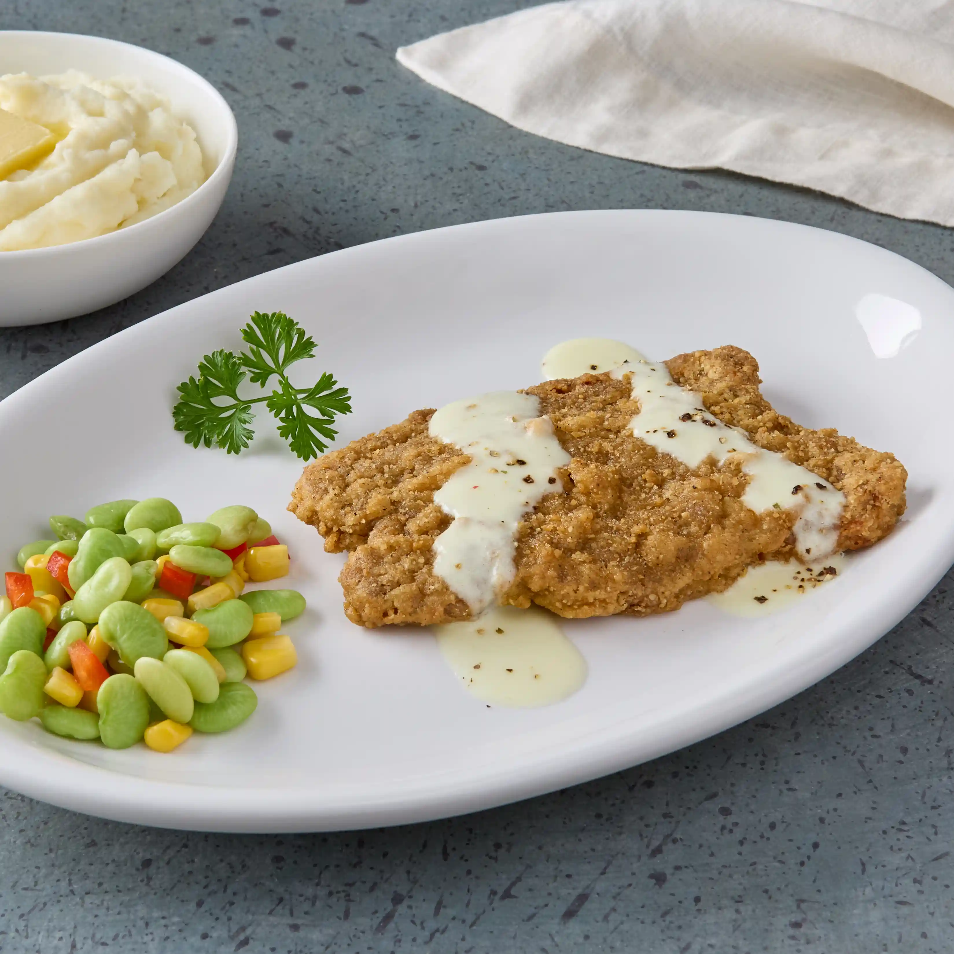 AdvancePierre™ Gold Label Reduced Sodium Crispy Country Fried Beef Steak, 4 oz_image_1