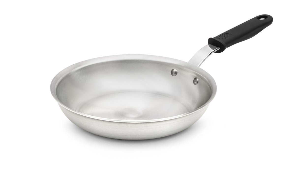 10-inch Wear-Ever® aluminum fry pan with natural finish and silicone handle