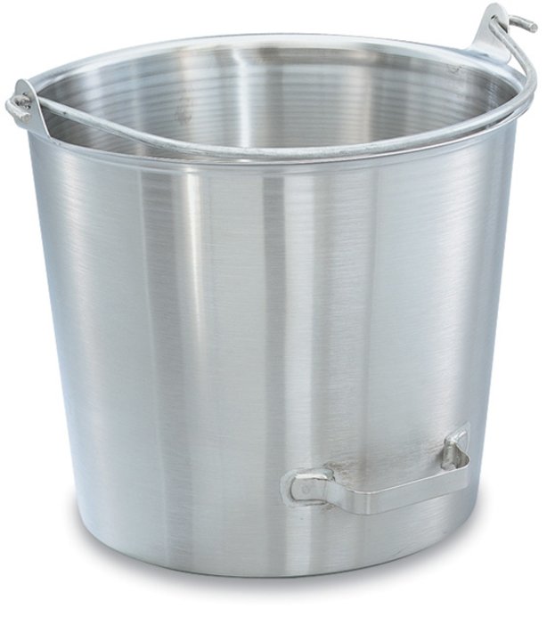 14 ¾-quart stainless steel pail with side tilting handle