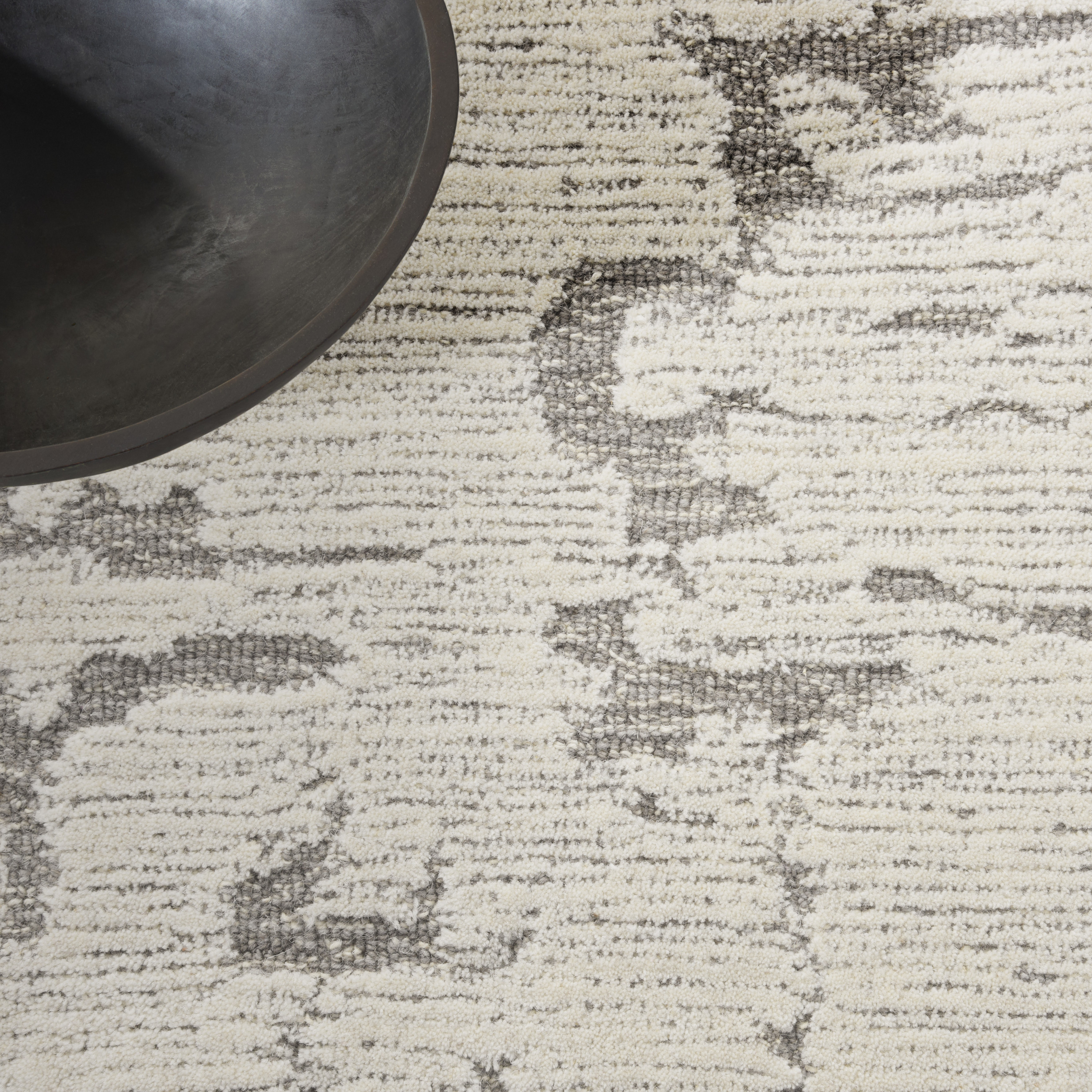 Calvin Klein CK009 Sculptural 5'3" x 7'3" Grey Modern Indoor Rug