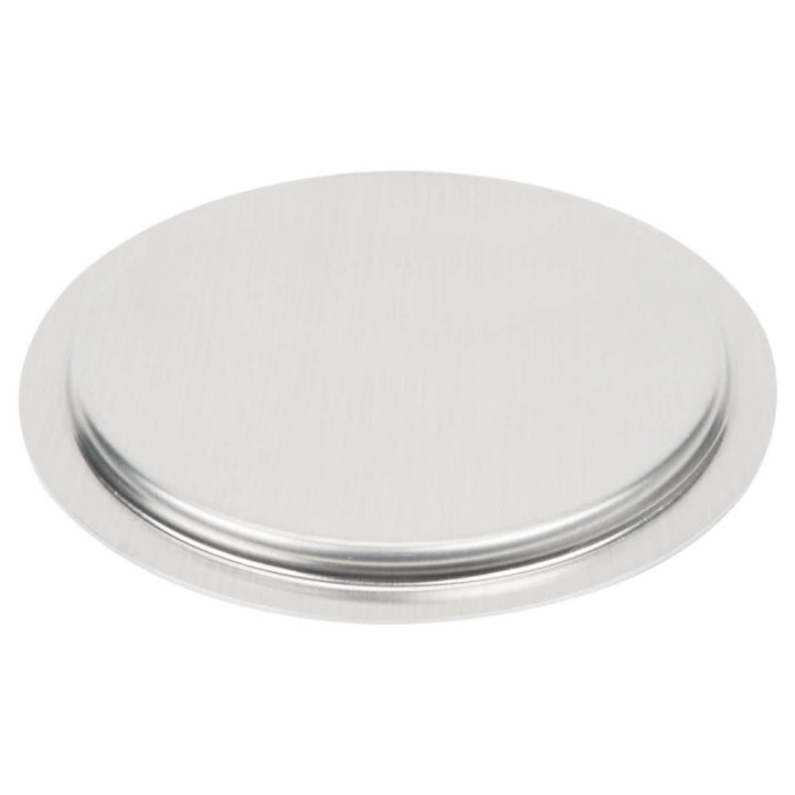 6 ⅝-inch Wear-Ever® domed aluminum cover with satin finish and dipped handle