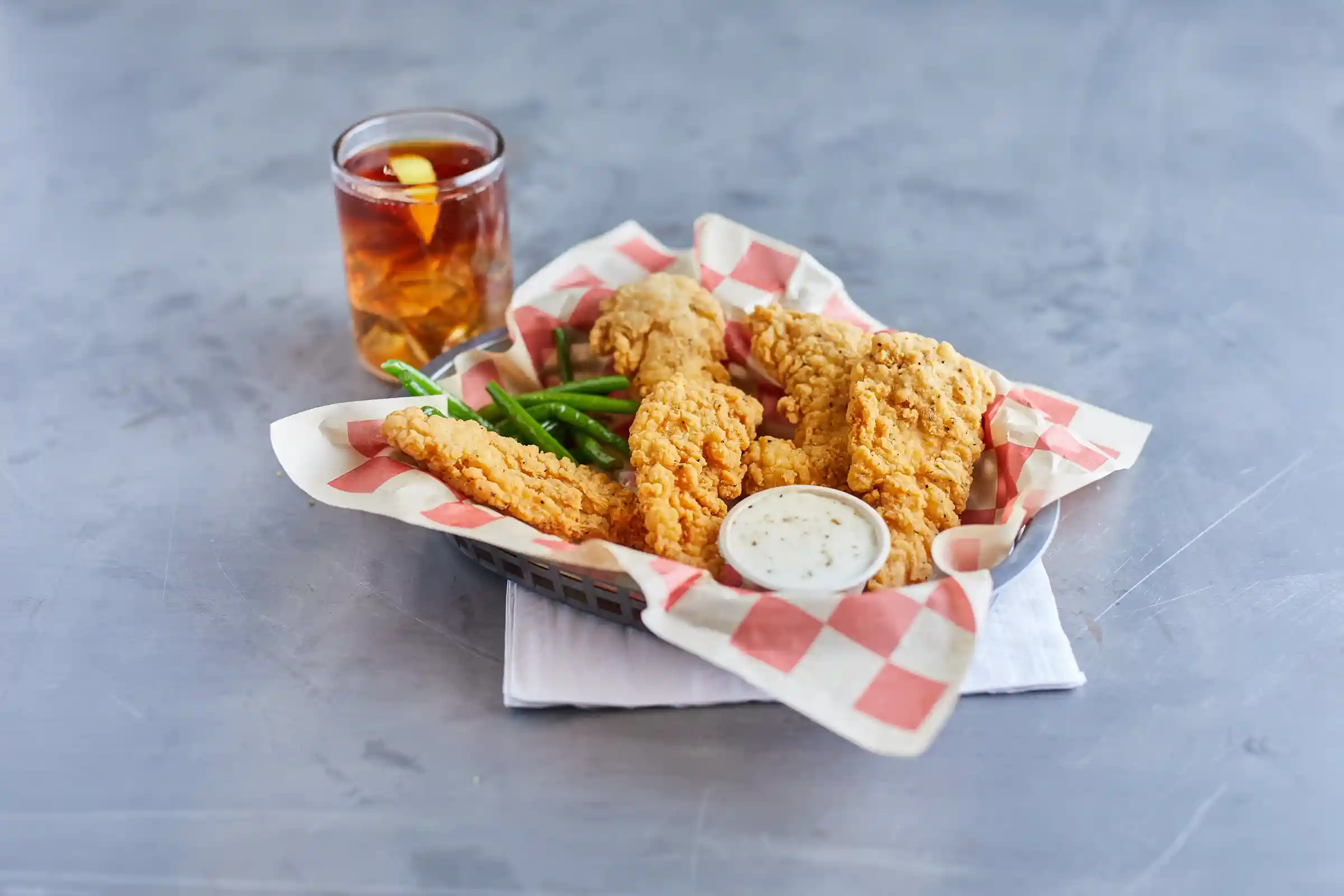 Tyson® Uncooked Breaded Chicken Tenderloins https://images.salsify.com/image/upload/s--cgxQvyeQ--/q_25/b39ebe875200cfc9195d719248902dfc1ef807d4.webp