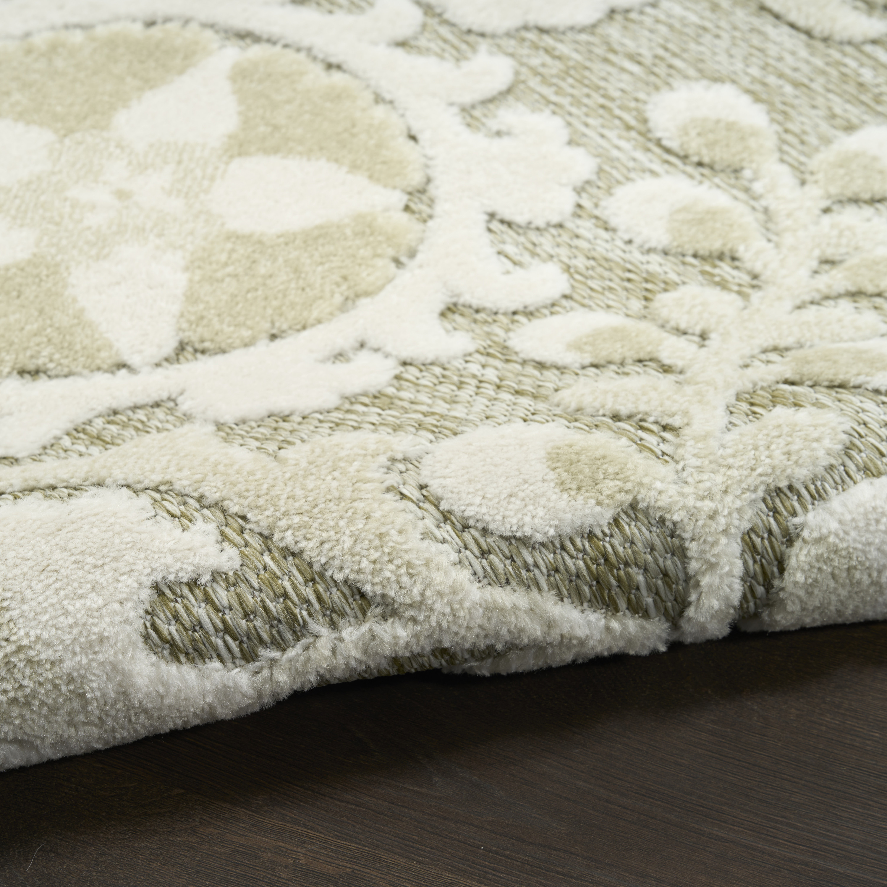 Nourison Aloha 3'6" x 5'6" Ivory Sage Farmhouse Rug