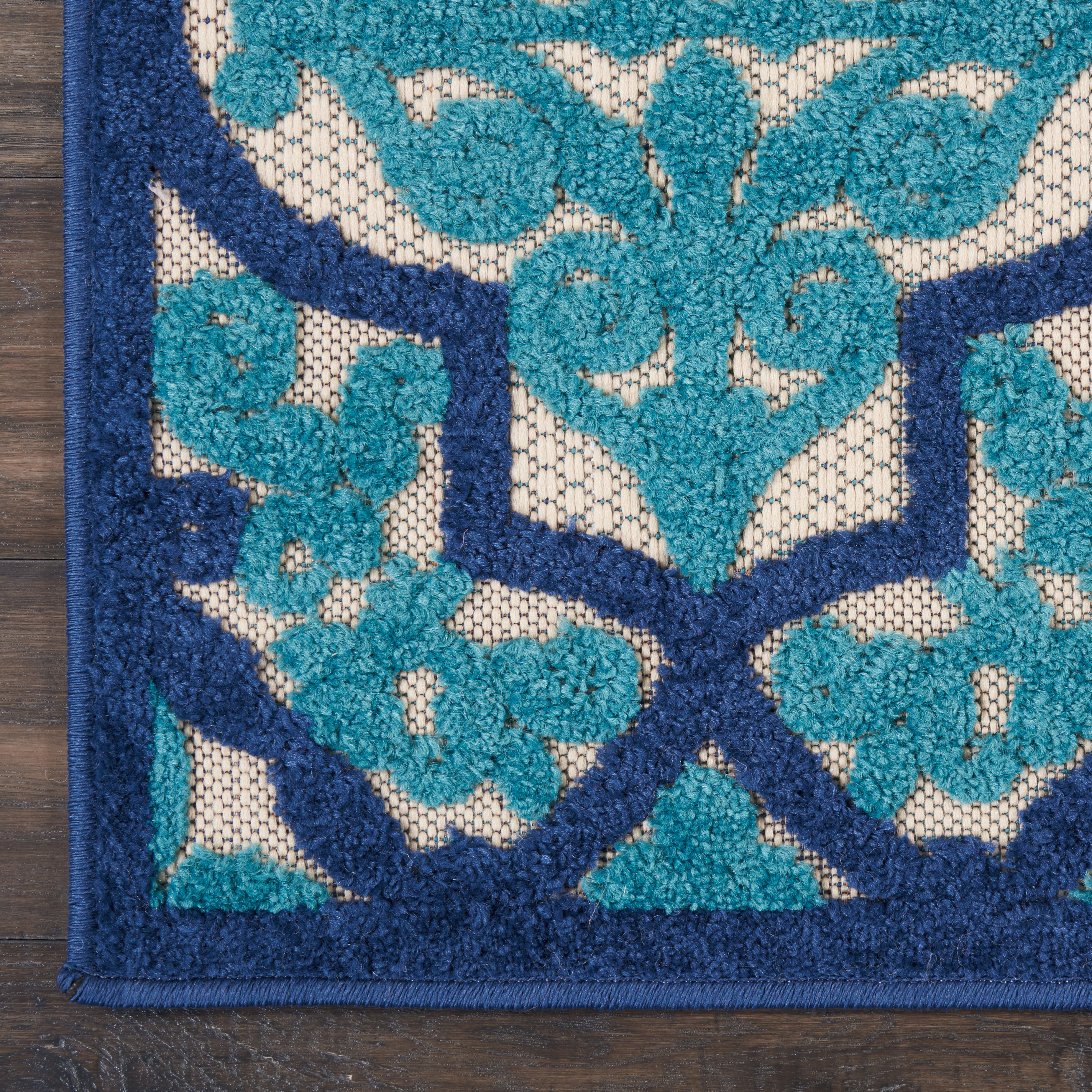 32.00" x 48.00" x .25" Aloha Turkey N336