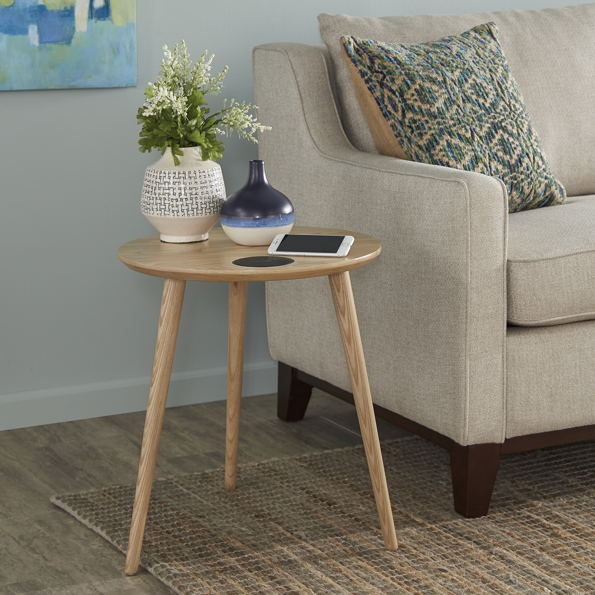 Light Oak Finish End Table With Wireless Charger