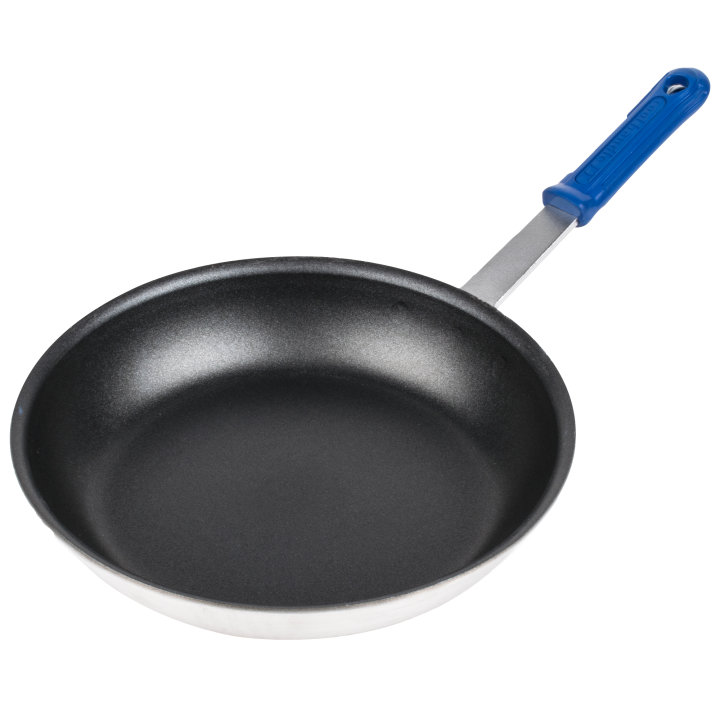 10-inch Wear-Ever® rivetless fry pan with CeramiGuard® II nonstick coating and Cool Handle® silicone handle