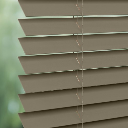 Java 8529 Wood Venetians