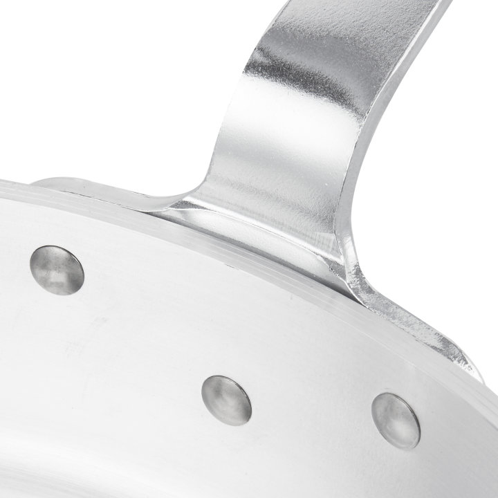 5-quart Wear-Ever® Classic Select® heavy-duty sauté pan in natural finish