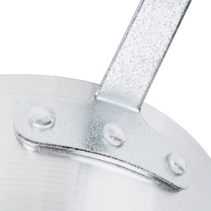 4 ½-quart Arkadia™ aluminum saucepan in natural finish