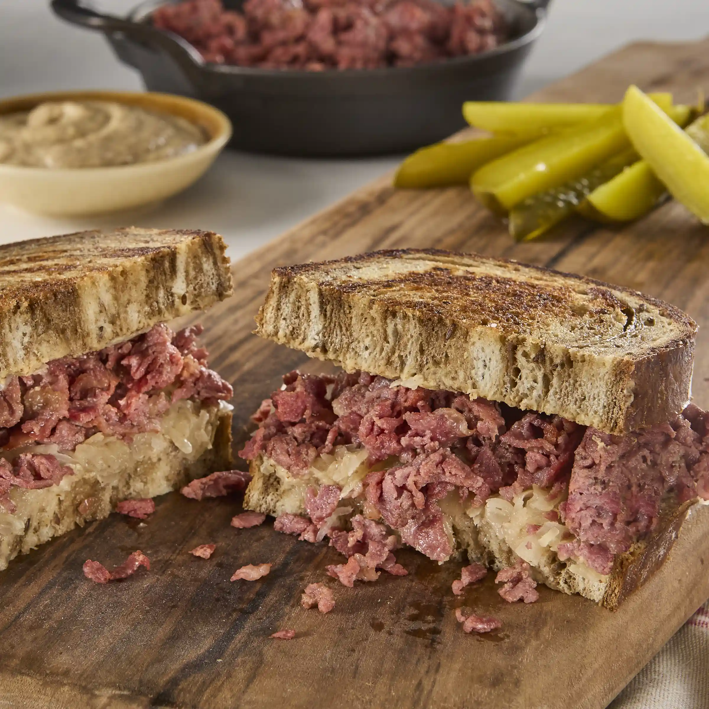 Steak-EZE® BreakAway® Corned Beef, Marinated, 4 oz, 12 Lbs_image_1