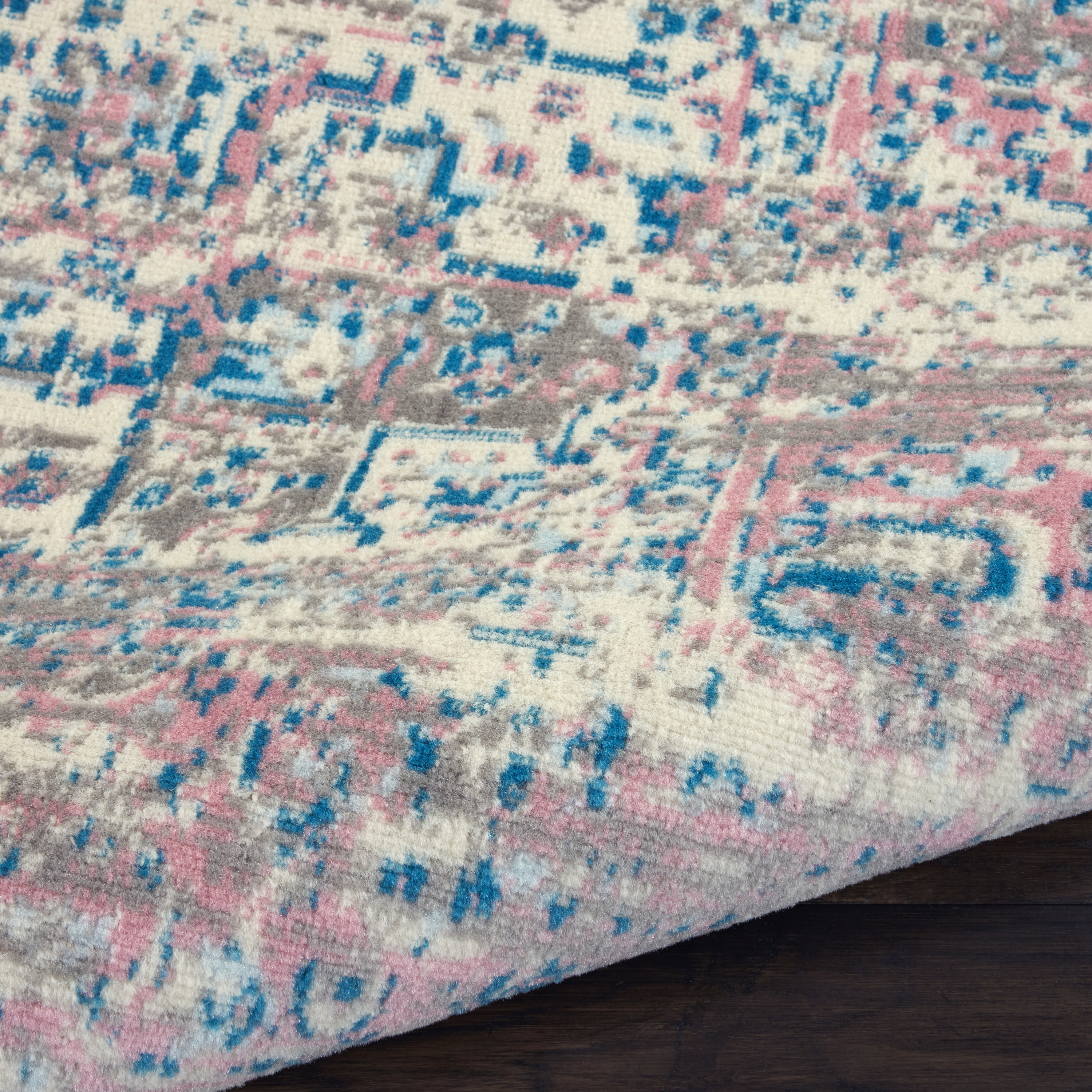 Nourison Grafix 3' x 5' Ivory Pink Vintage Indoor Rug