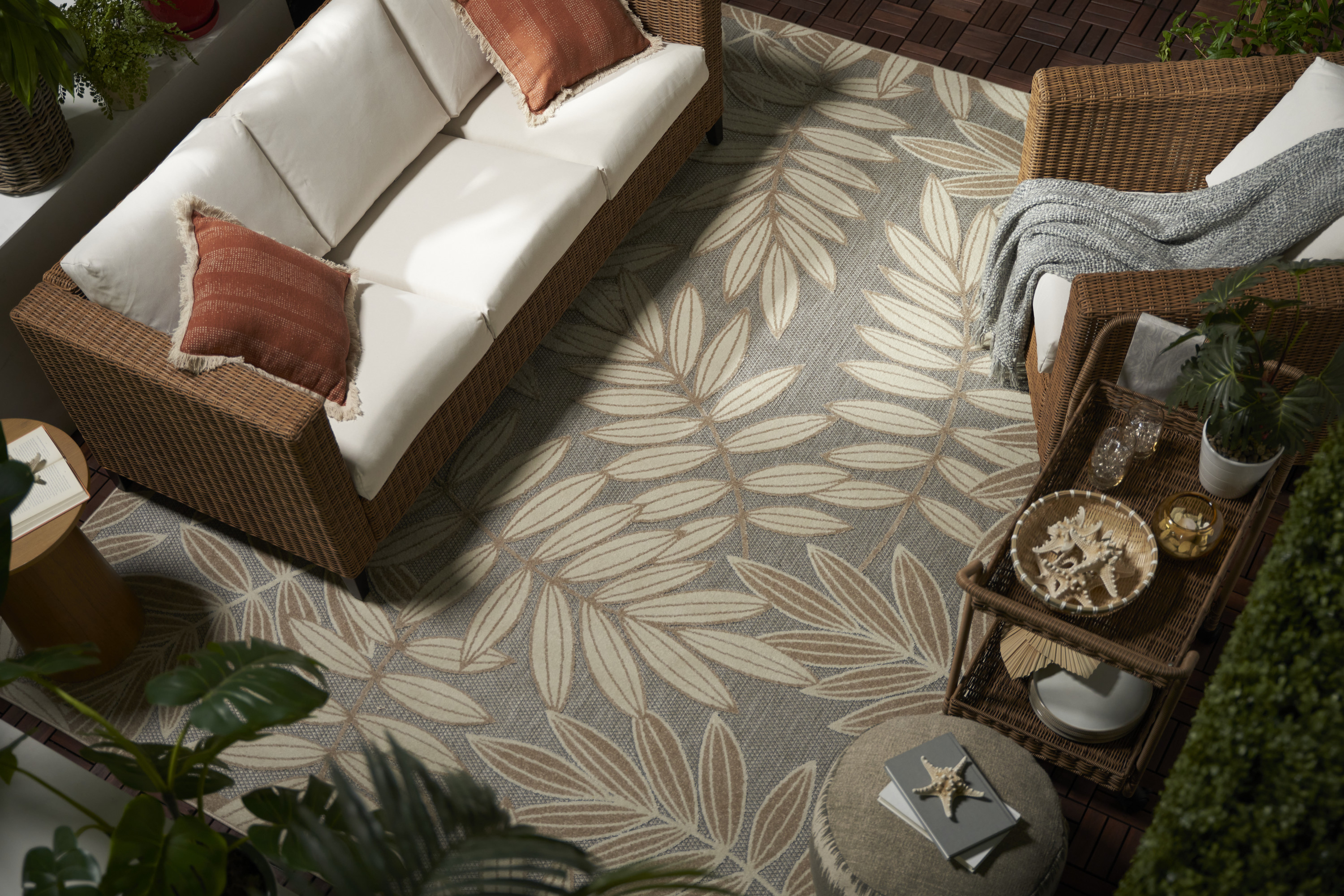 Nourison Aloha 6' x 9' Natural Tropical Rug