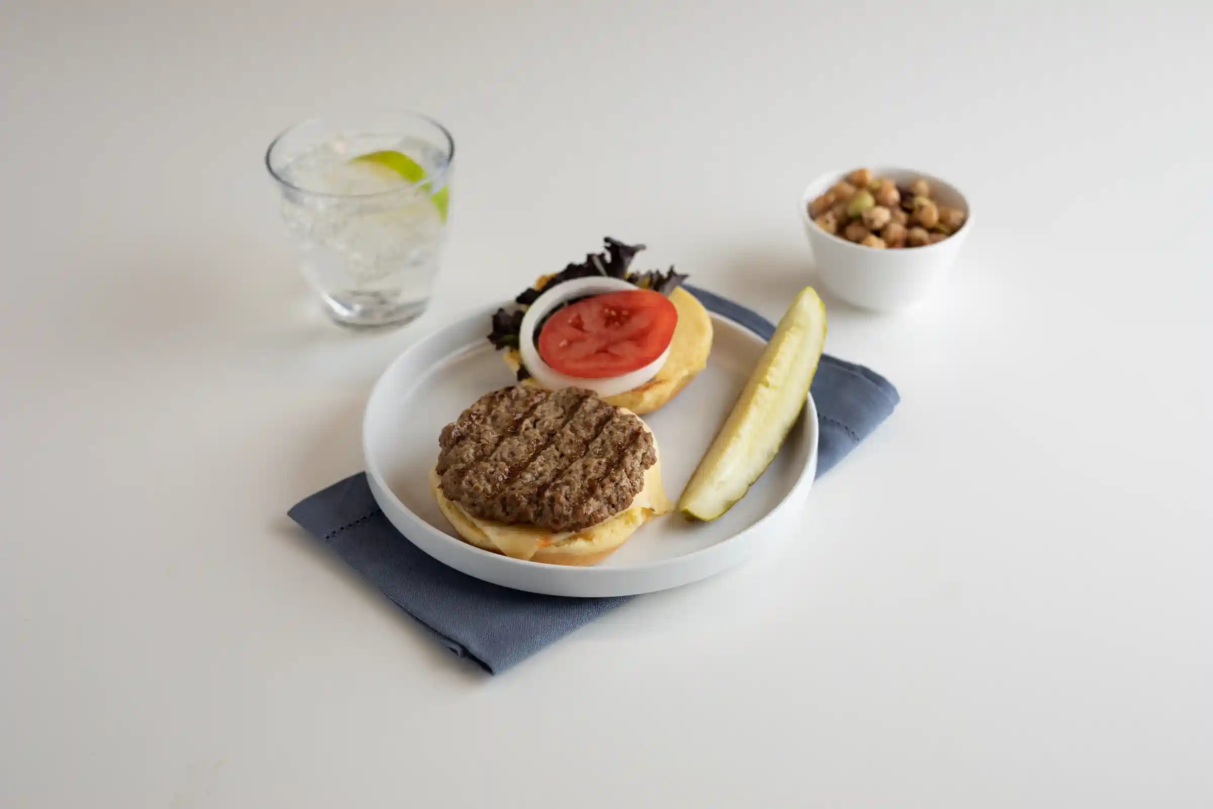 AdvancePierre™ The Pub® Flame Grilled Beef Burger, 4 oz._image_1