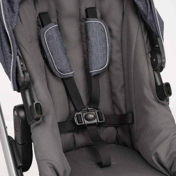 Pivot Xpand Modular Travel System with LiteMax Infant Car Seat Safety