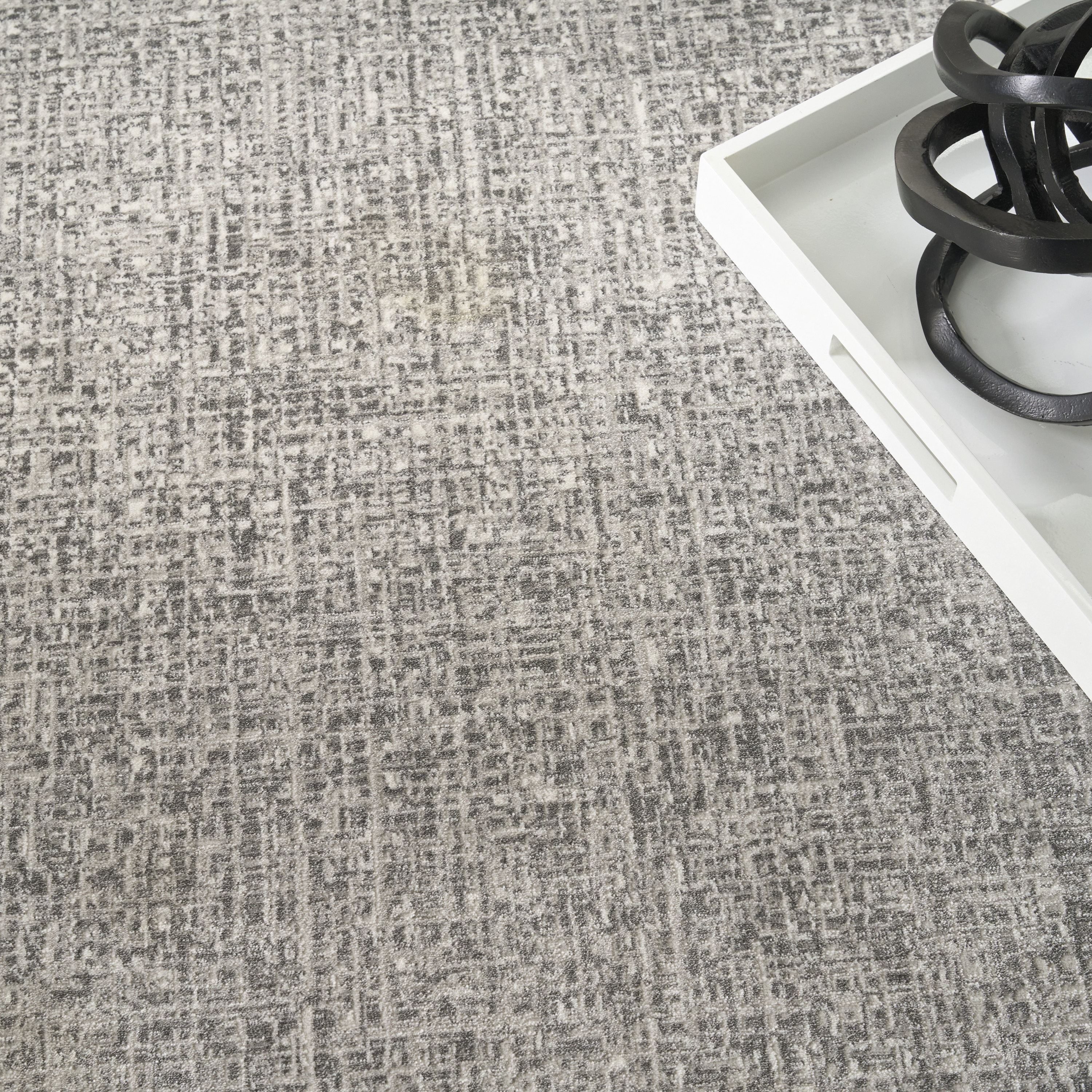 DKNY Grand Street 5'3" x 7'3" Light Grey Modern Indoor Rug