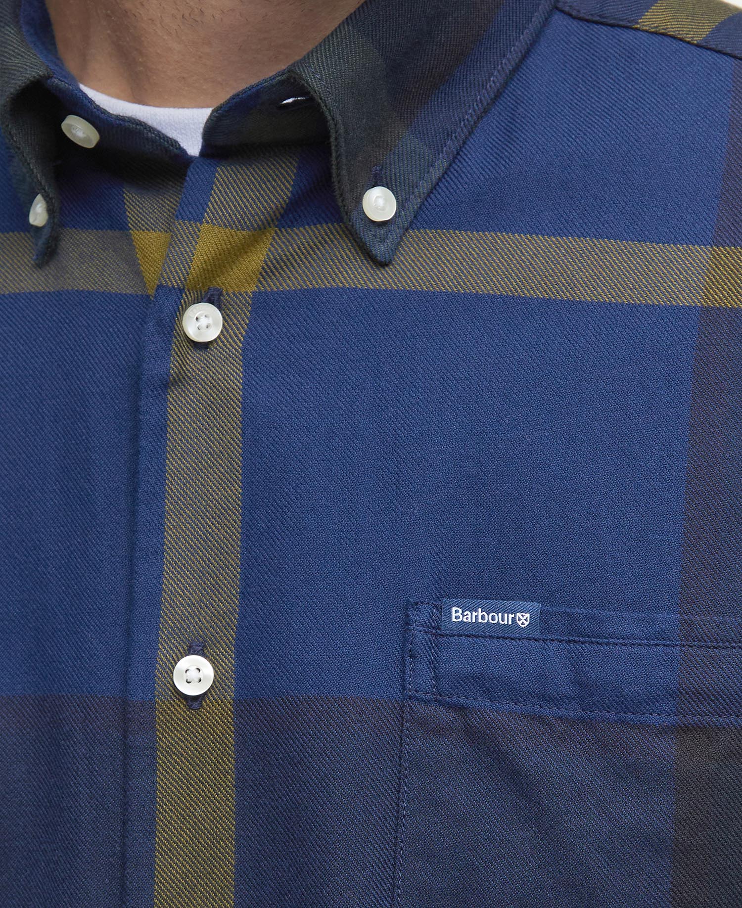 Dunoon Tailored Long-Sleeved Shirt image number 4
