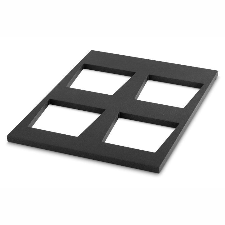 Cubic Display Shelves and Crossbars