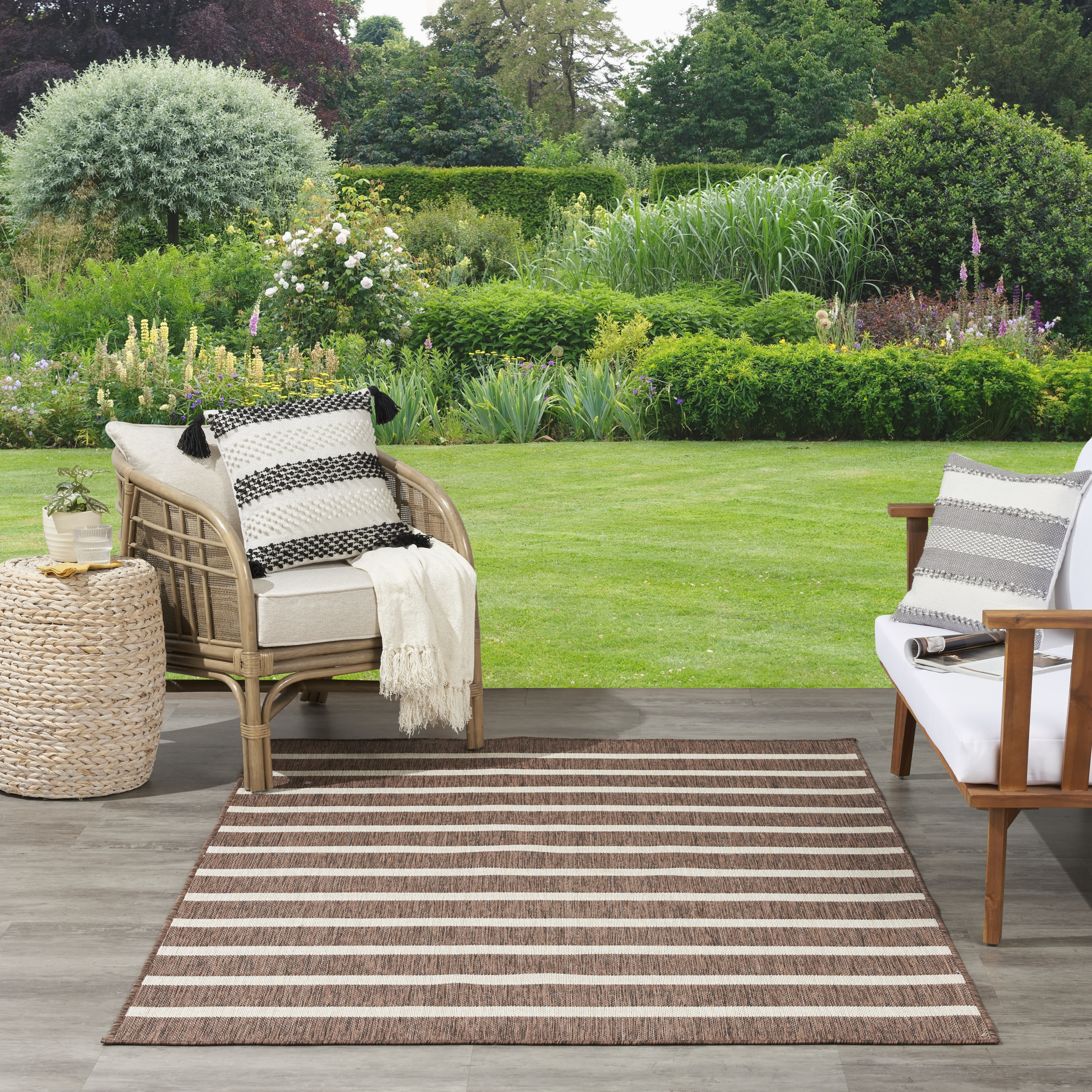 Nourison Positano 8' x 10' Natural Ivory Modern Rug