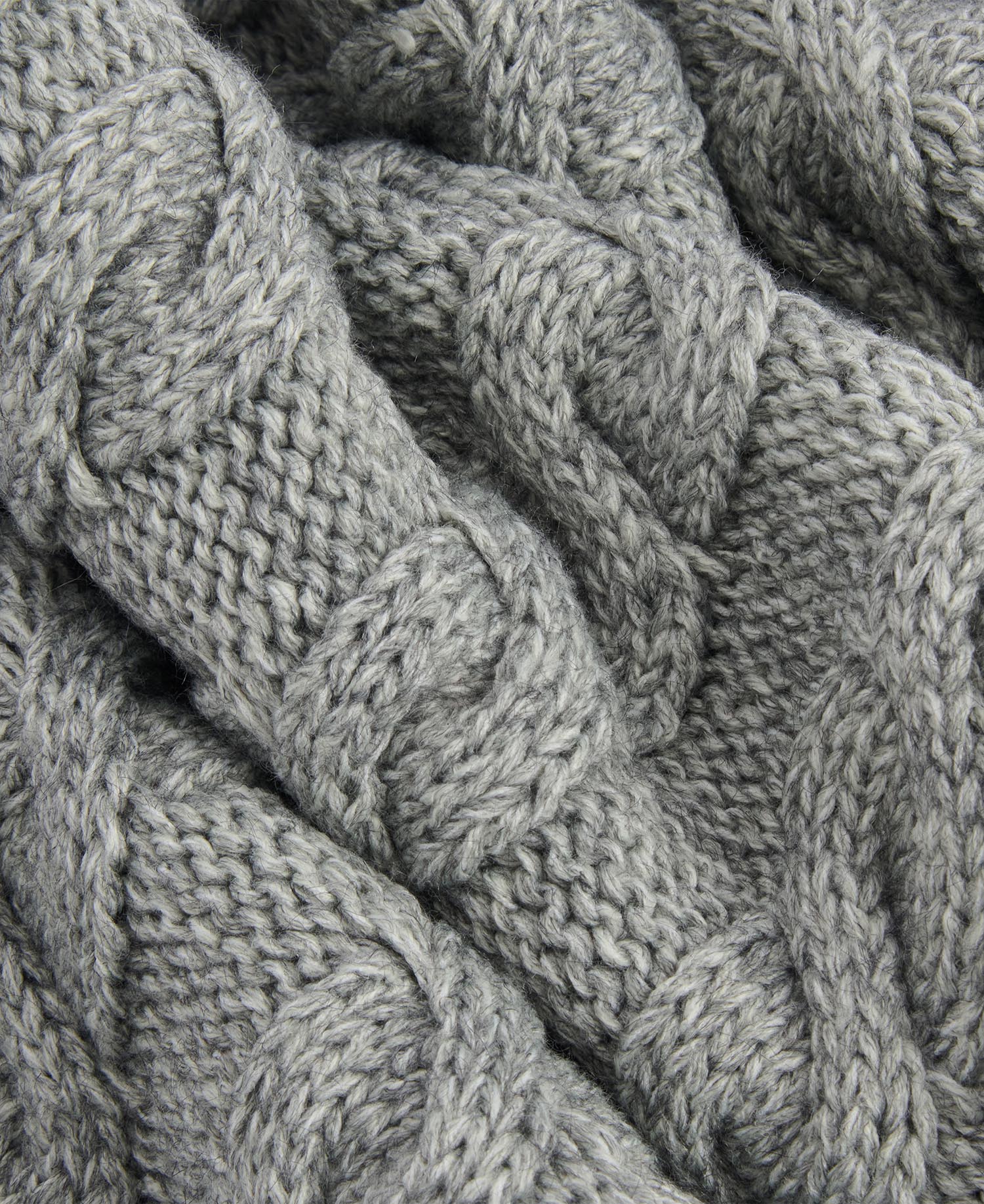 Jesmond Beanie and Scarf Gift Set image number 8