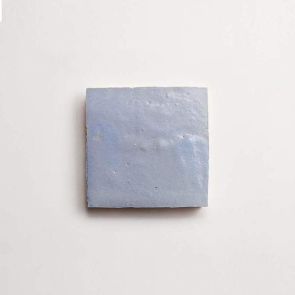 clé zellige | petite | gloss | sky bloom | sample 