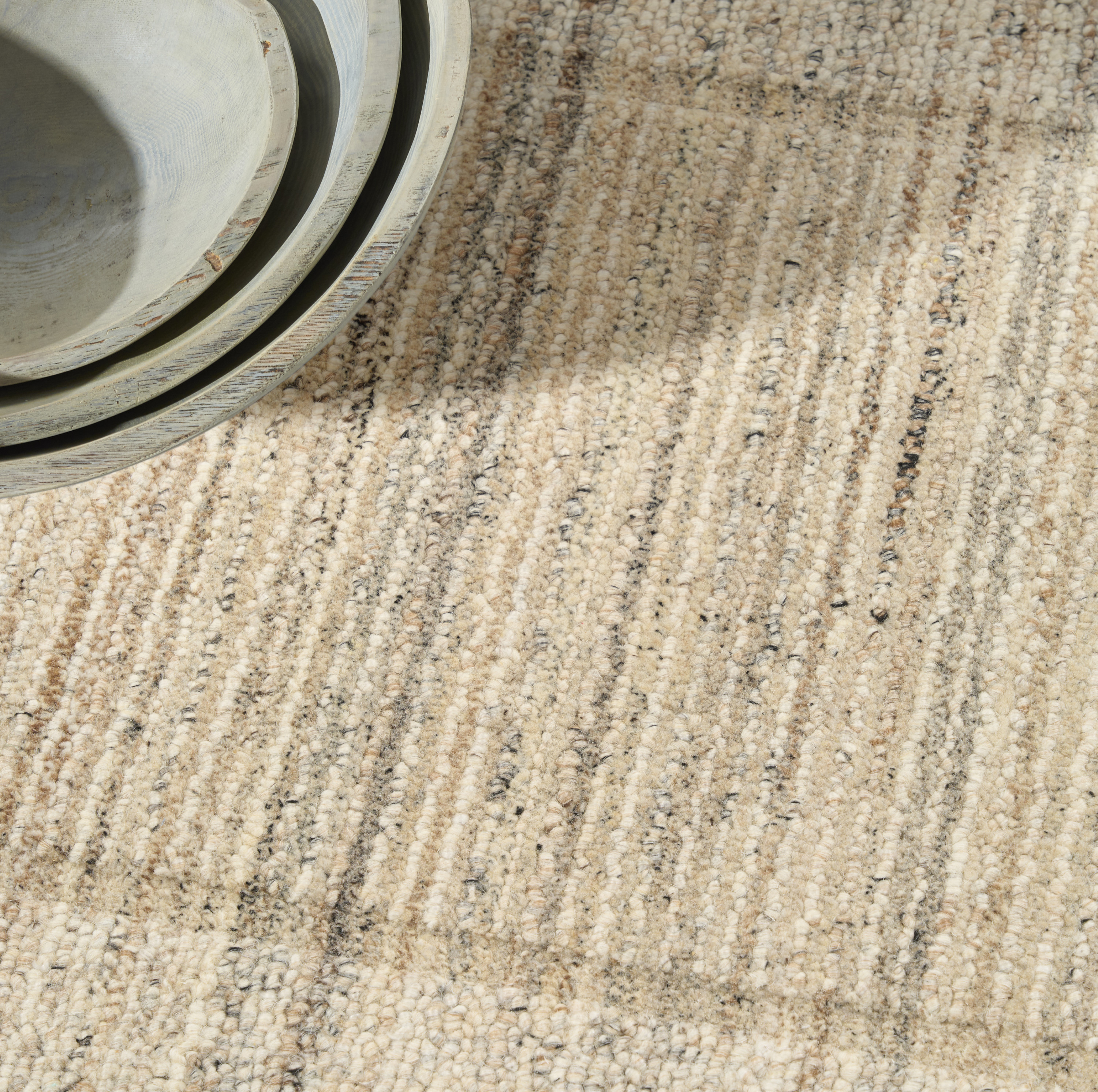 Calvin Klein CK082 Ridge 2' x 3' Beige Ivory Farmhouse Indoor Rug