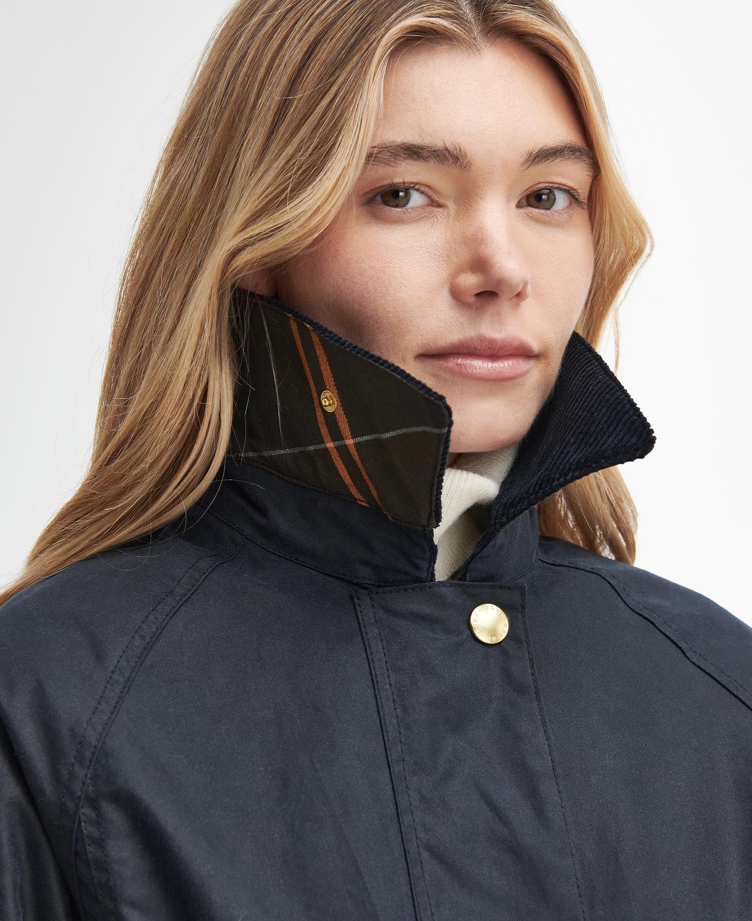 Long Beadnell Waxed Jacket image number 3