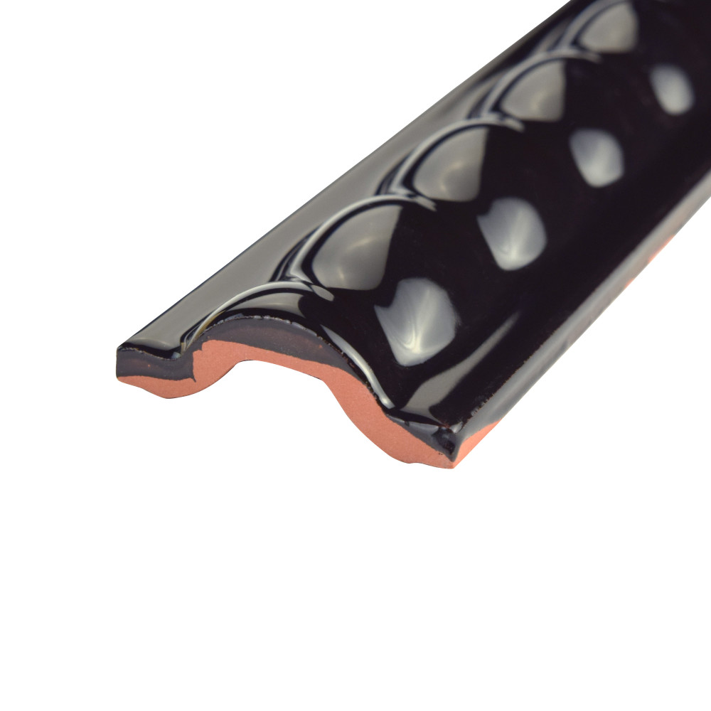 Trenza Grand Moldura Nero 2 in. x 7-7/8 in. Ceramic Wall Trim