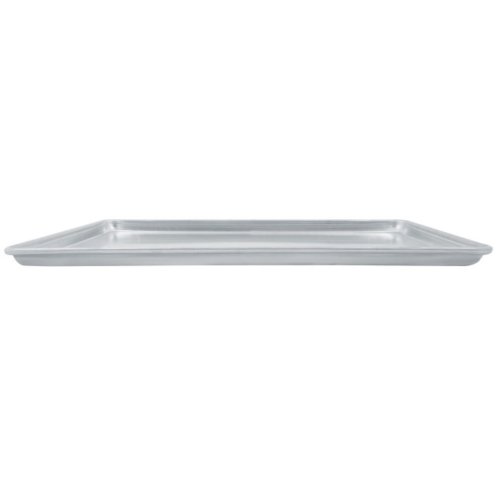 Full-size Wear-Ever® heavy-duty aluminum sheet pan with natural finish