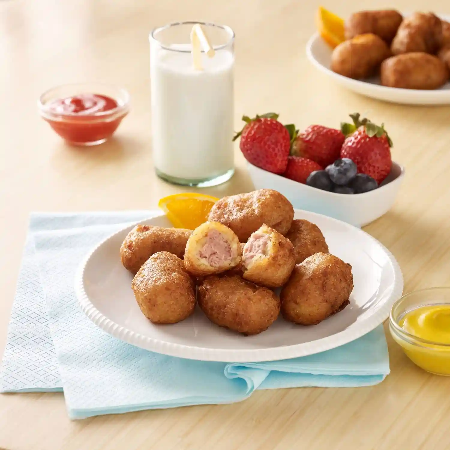 Tyson® Fully Cooked Whole Grain Breaded Mini Chicken Corn Dogs, CN, 0.67 oz. https://images.salsify.com/image/upload/s--RR9Ie2VN--/q_25/afgyxlp9wtqdw4p1k3og.webp
