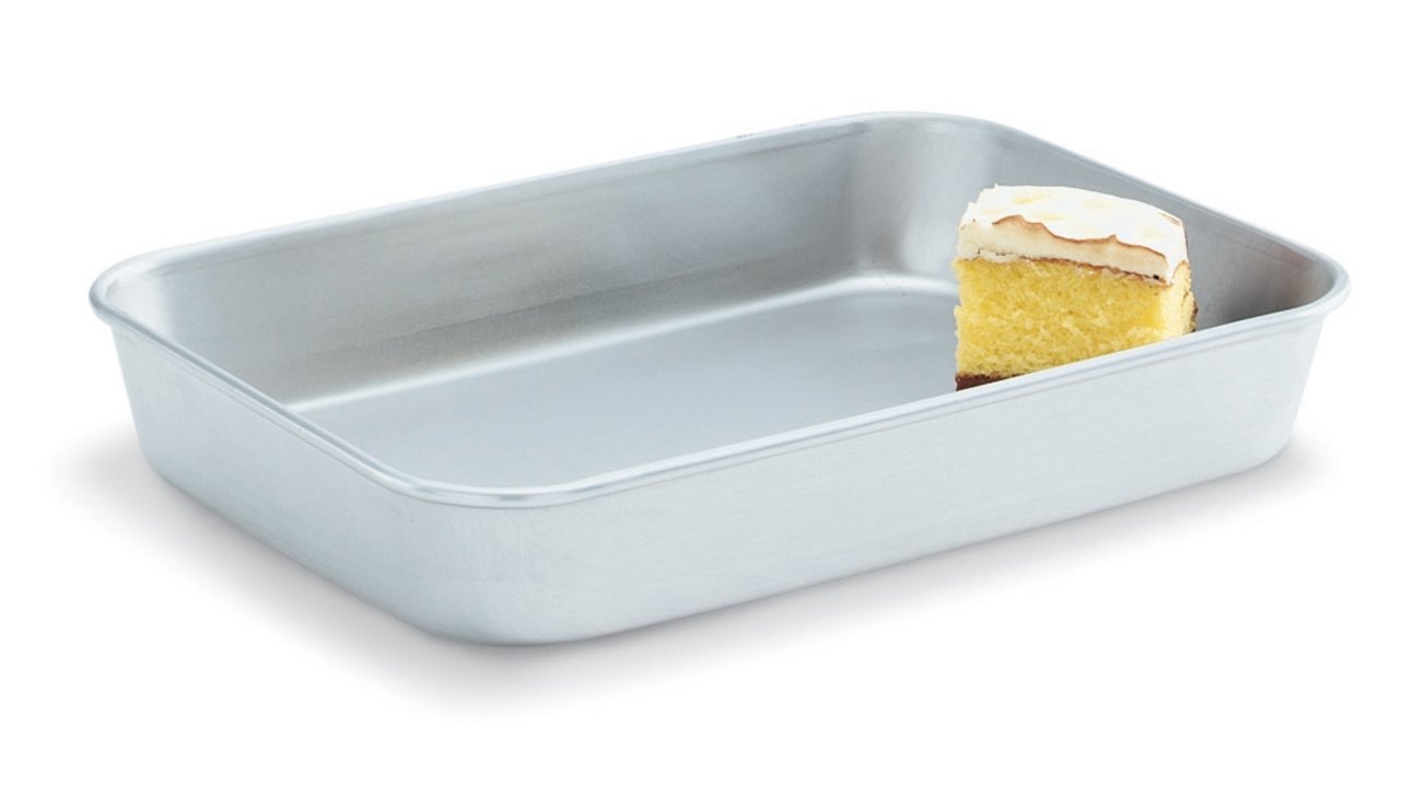 3 9/10-quart Wear-Ever® economy bake and roast pan in natural finish