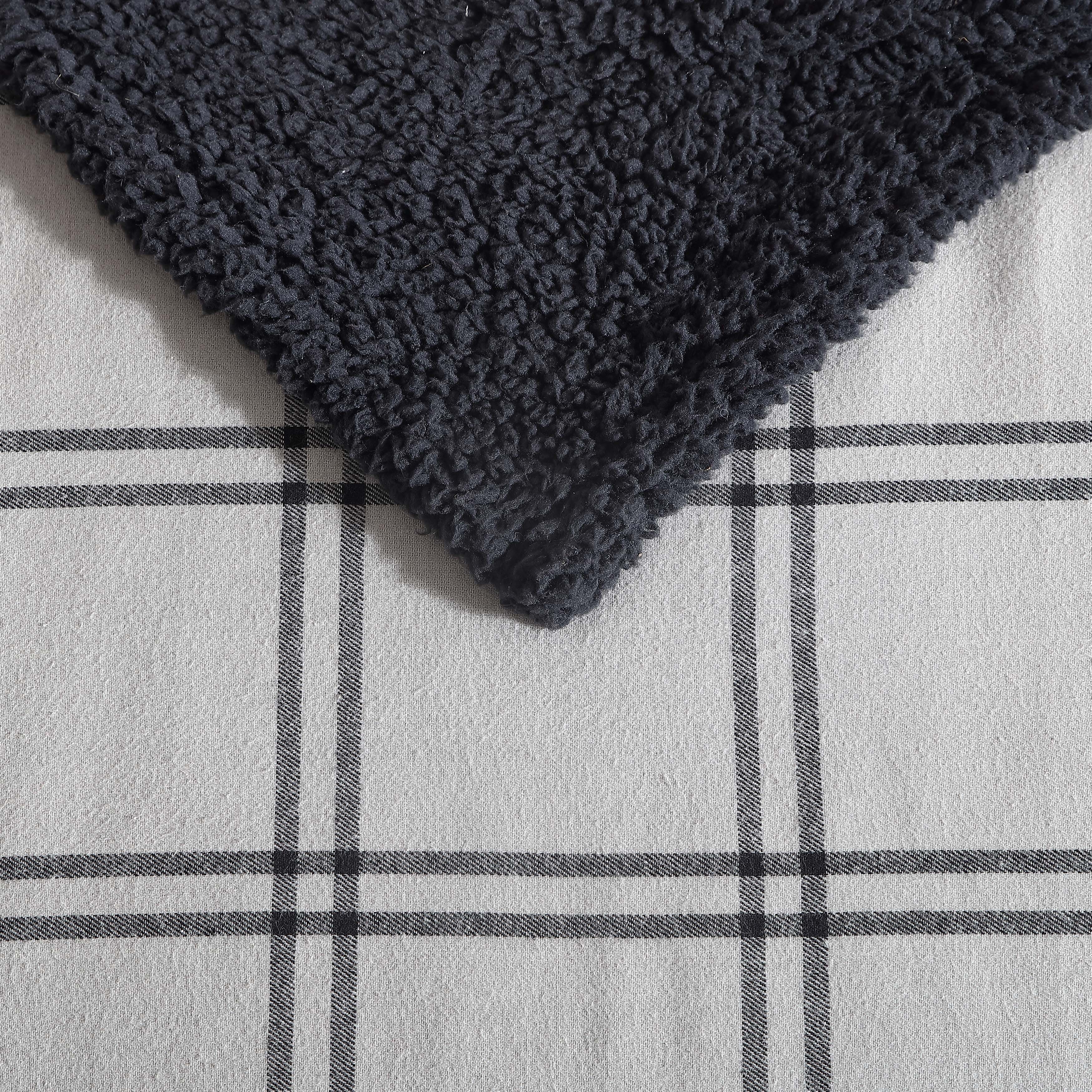 Eddie Bauer Plush-Fleece Throw Blanket