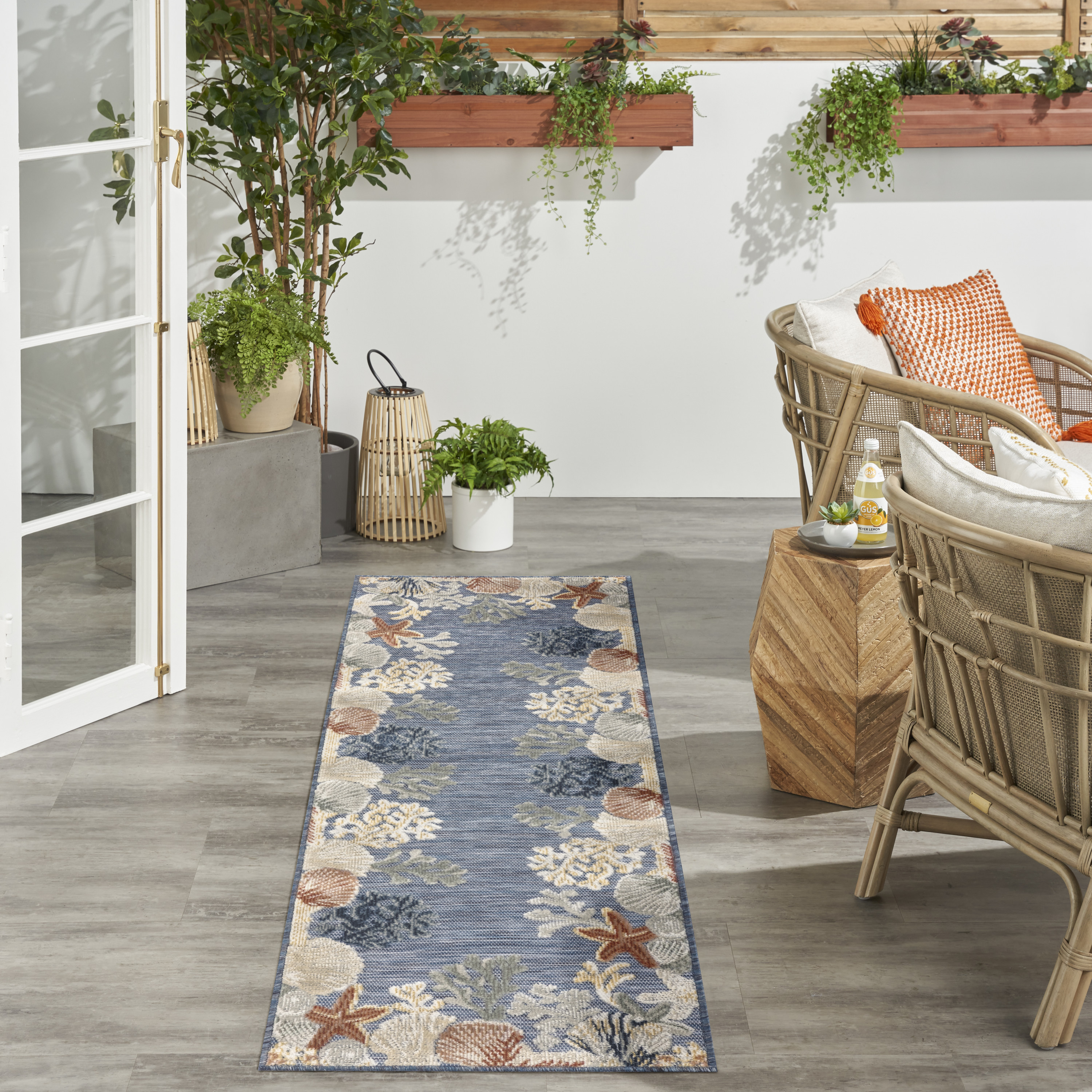 Nourison Suncoast 2' x 6' Denim Multicolor Coastal, Nautical & Beach Rug