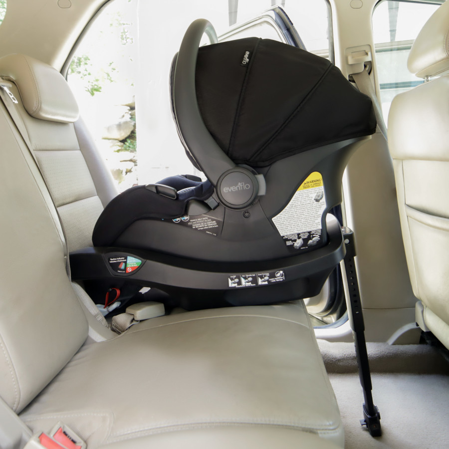 LiteMax DLX Infant Car Seat with SafeZone Load Leg Base