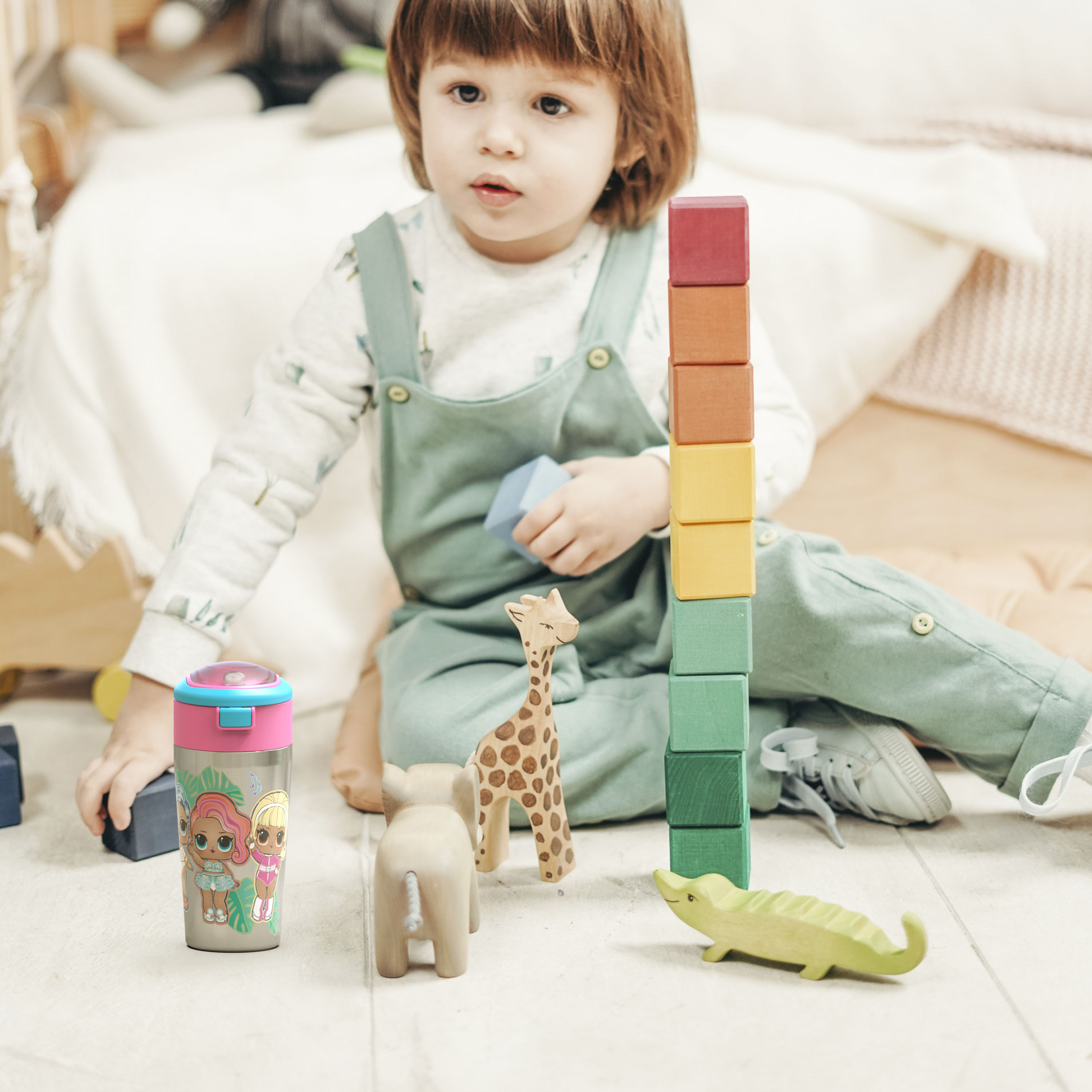 L.O.L. Surprise! 12 ounce Vacuum Insulated Reusable Stainless Steel Water Bottle, LOL Party slideshow image 4