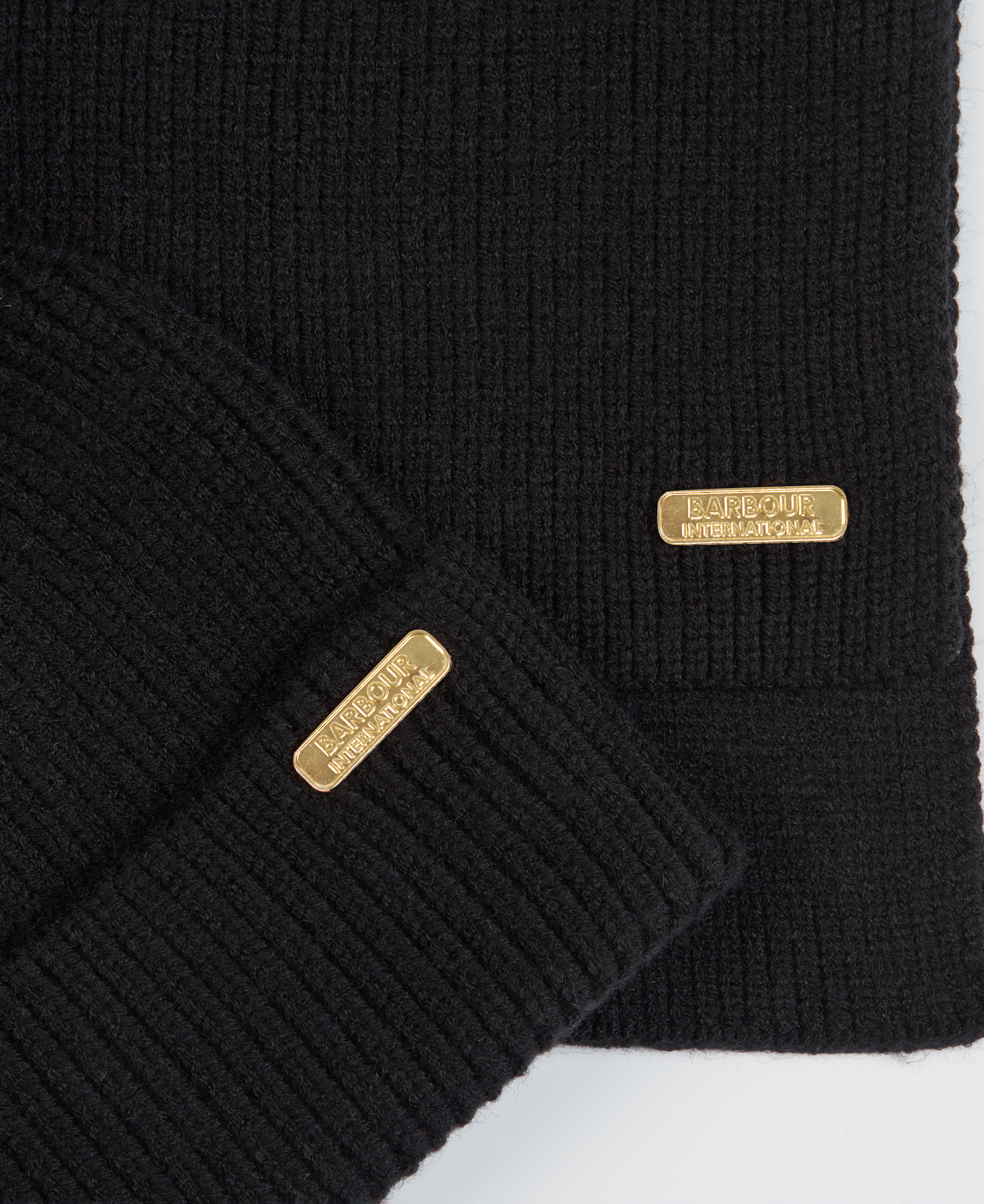 Mallory Beanie & Scarf Gift Set image number 4