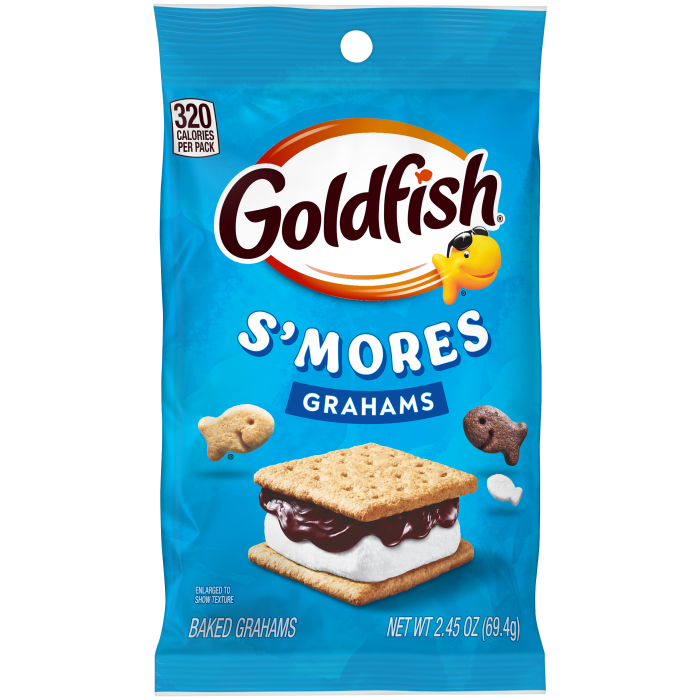 Goldfish® S'mores Baked Grahams, 2.45 oz, bag - Left Angle Image