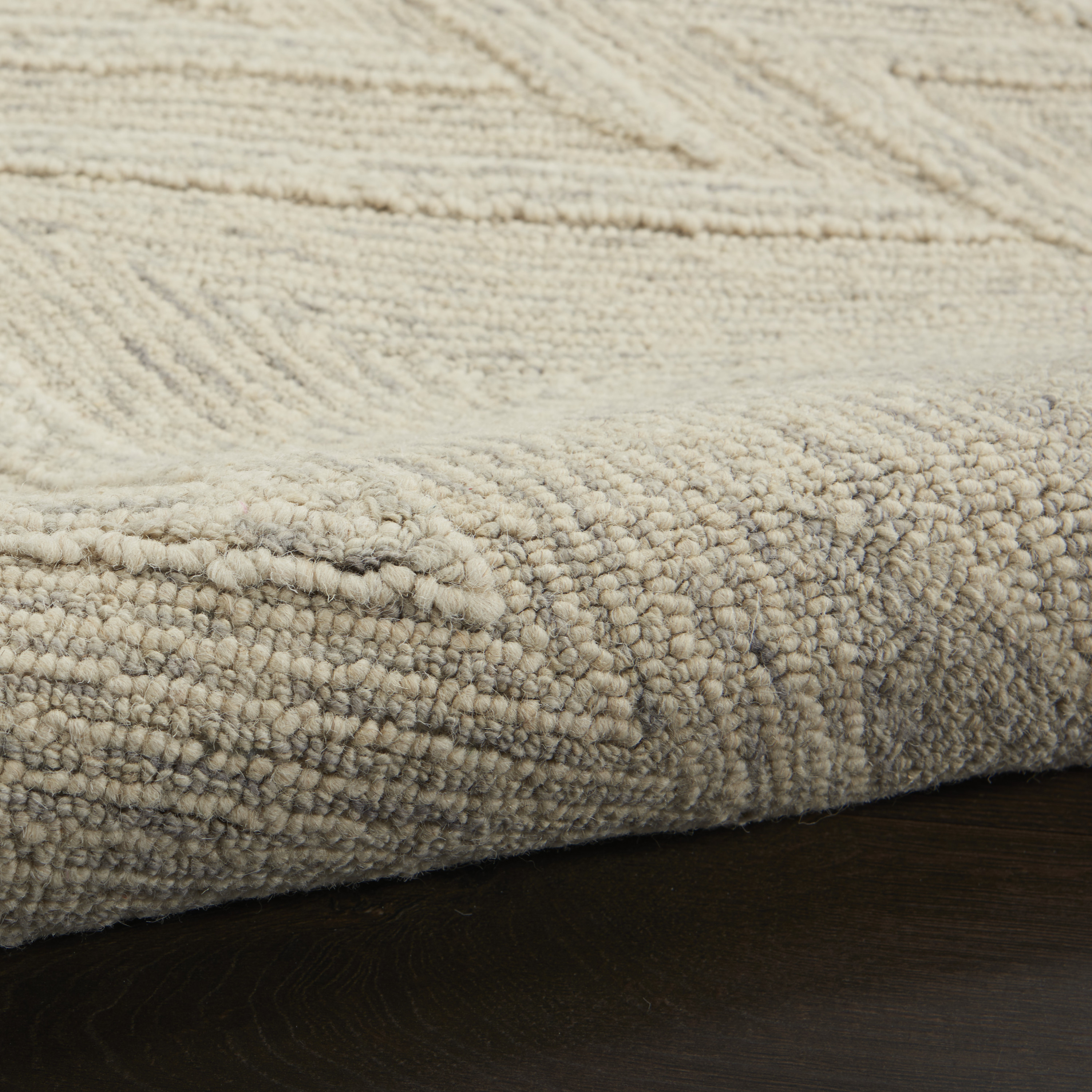 Nourison Interlock 3'9" x 5'9" Ivory/Grey Modern Indoor Rug