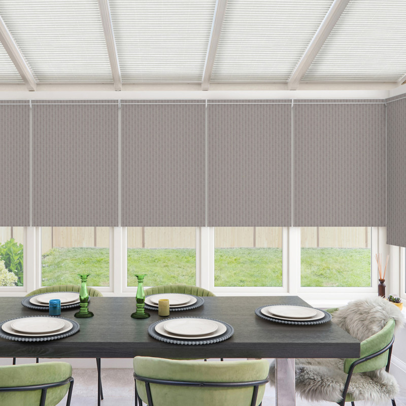 Wynn Plum Roller Blind