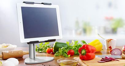 Prevent neck and eye strain by displaying your tablet in the ideal viewing position.