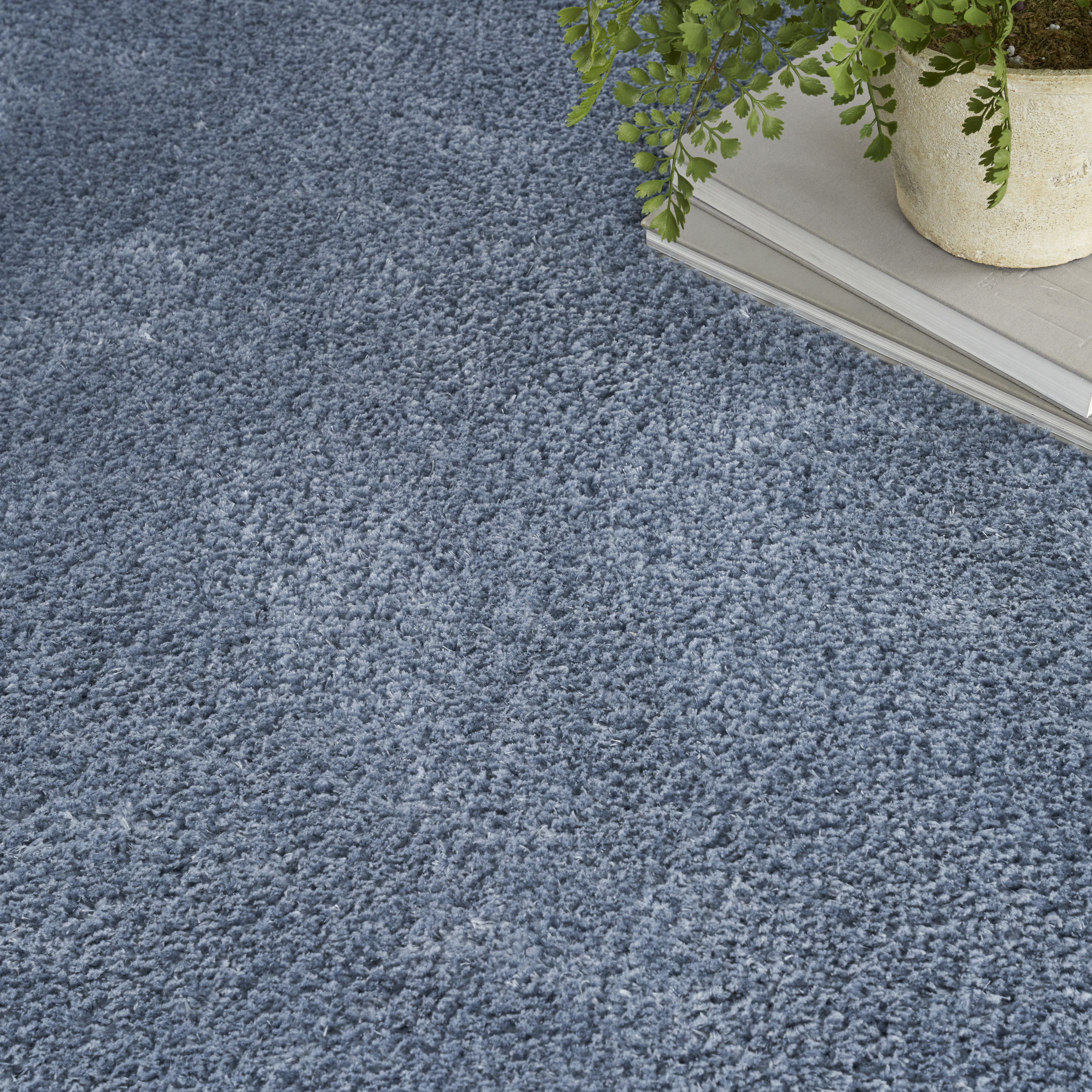 Nourison Dreamy Shag 5'3" x 7'3" Light Blue Shag Indoor Rug