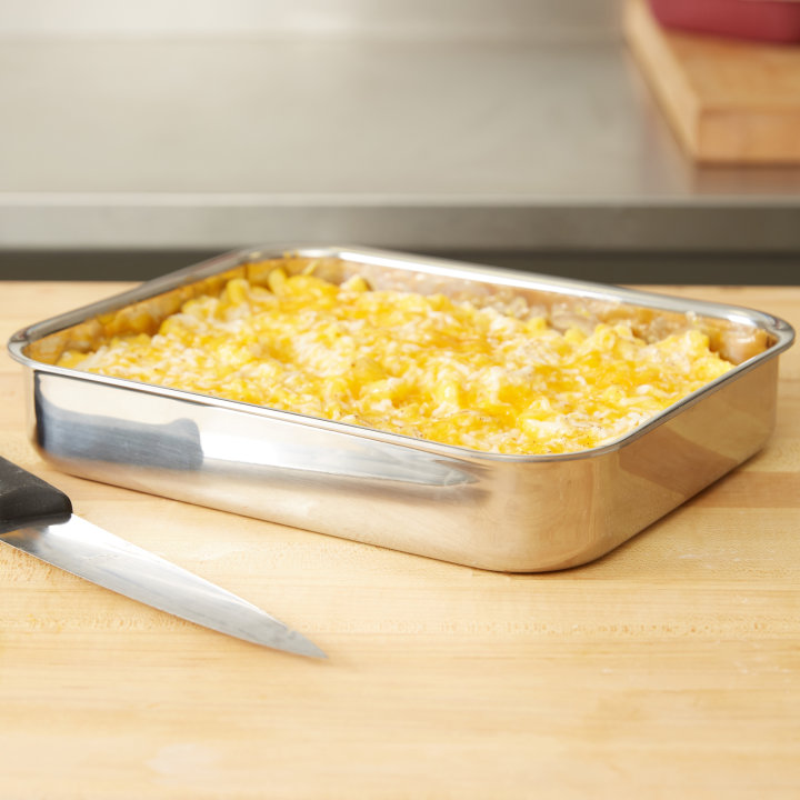 2.8-quart Miramar® display cookware food pan