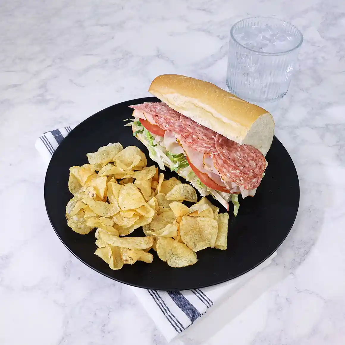 Hillshire Farm® Pork, Italian Dry Salami, Sliced https://images.salsify.com/image/upload/s--rBRs10KN--/q_25/db895c3370d8b30e9696dff8a5041ba31a859e07.webp