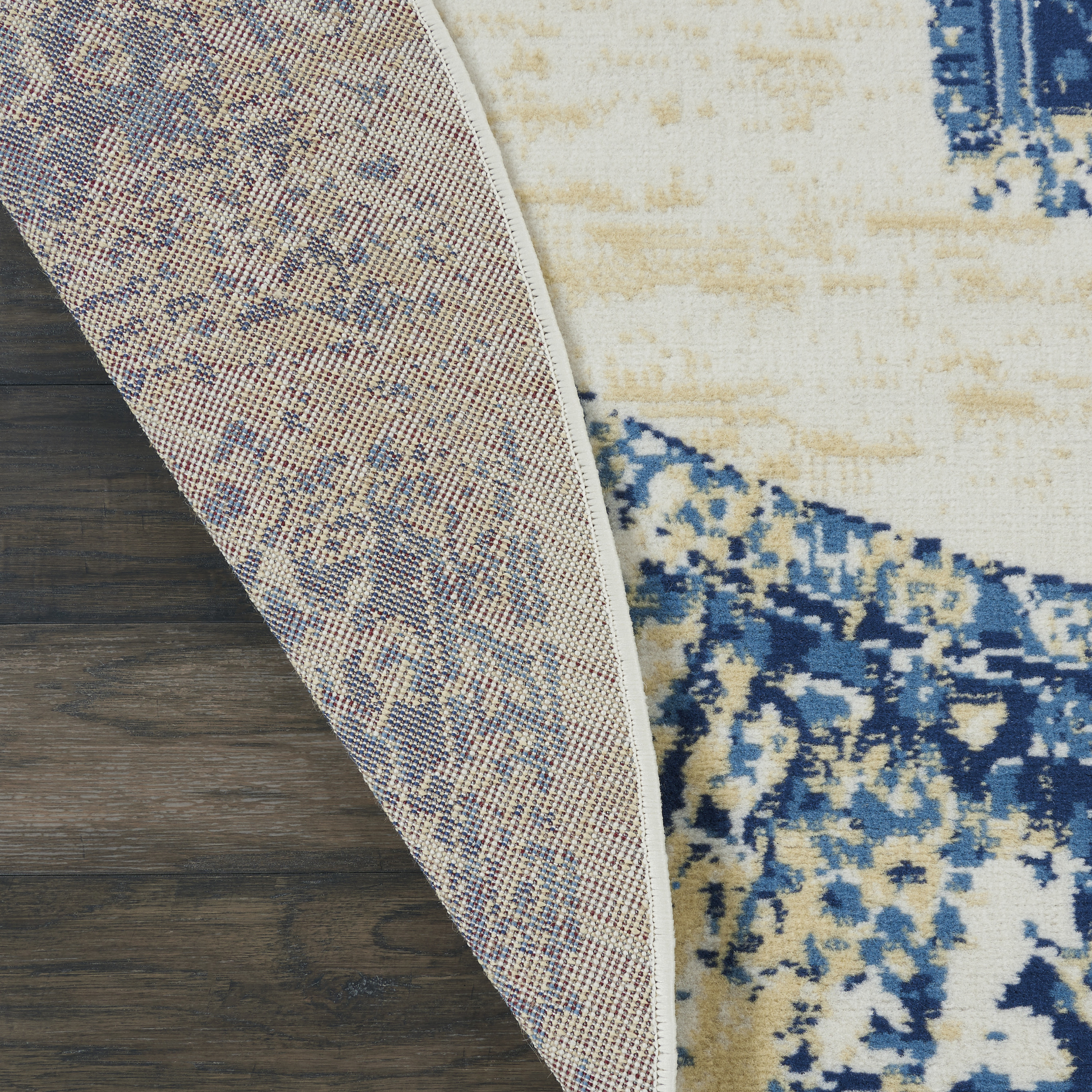 Nourison Grafix 8' x Round White Vintage Indoor Rug