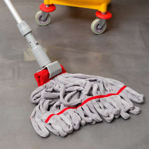 Unger, SmartColor, RoughMop Microfiber Looped-End Wet Mop Head with 6" Headband, 11 oz, Red